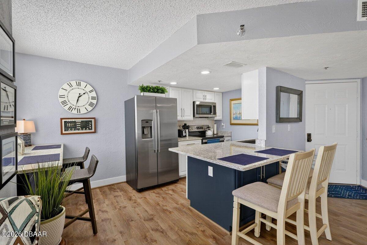 3013 S Atlantic Avenue