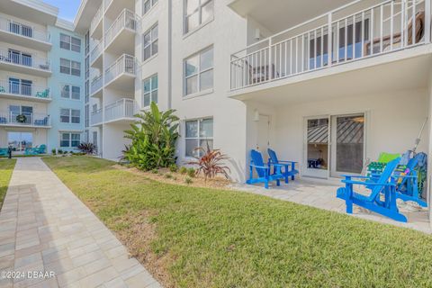 A home in New Smyrna Beach