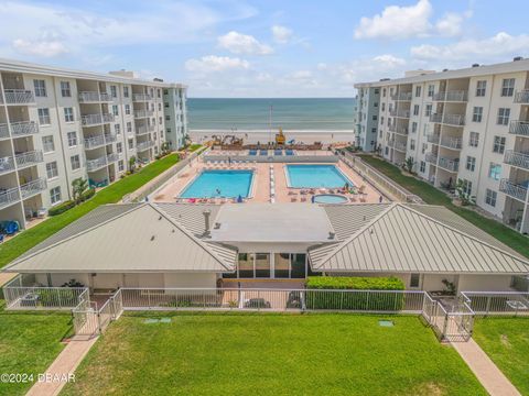 A home in New Smyrna Beach