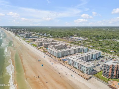 A home in New Smyrna Beach