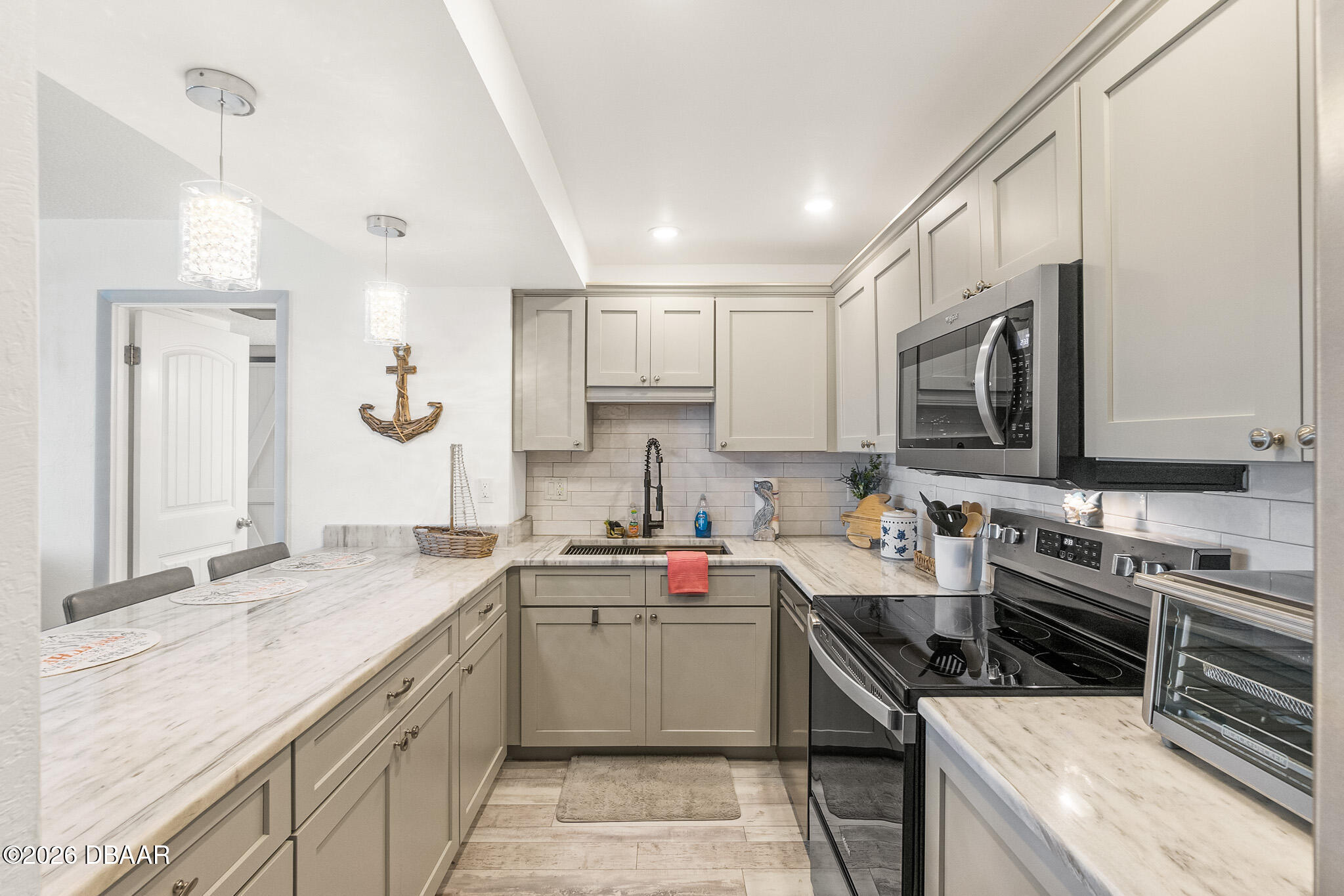 3051 S Atlantic Avenue