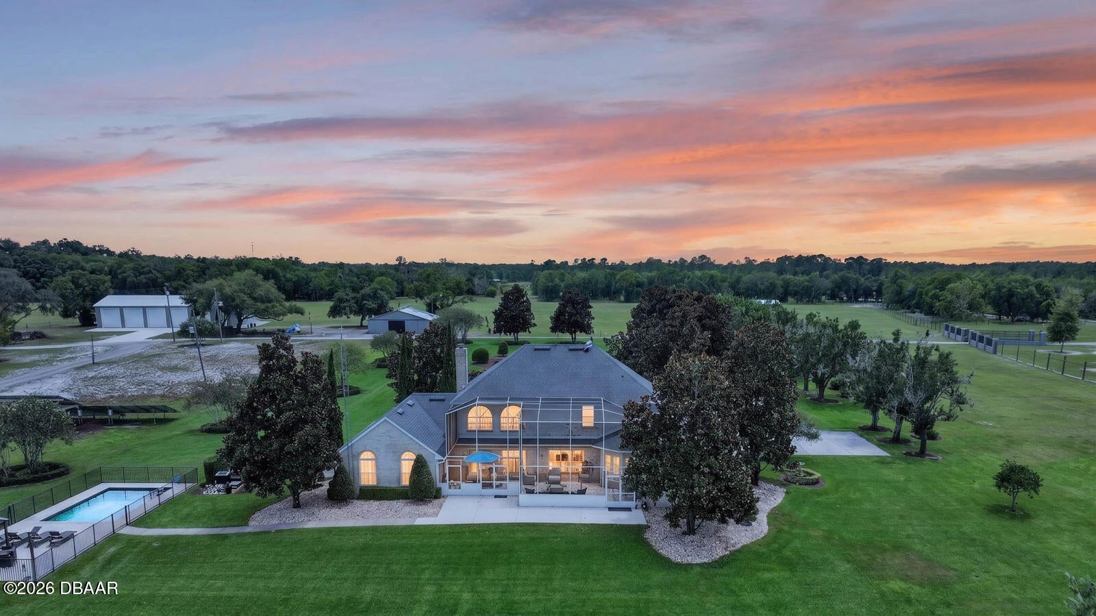 350 FOX HOLLOW FARMS RD