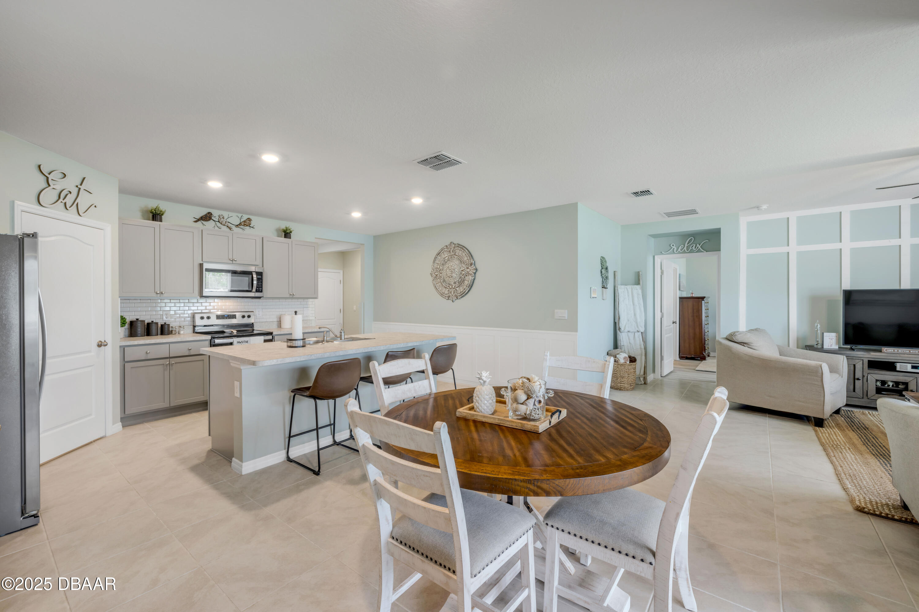 2733 Neverland Drive