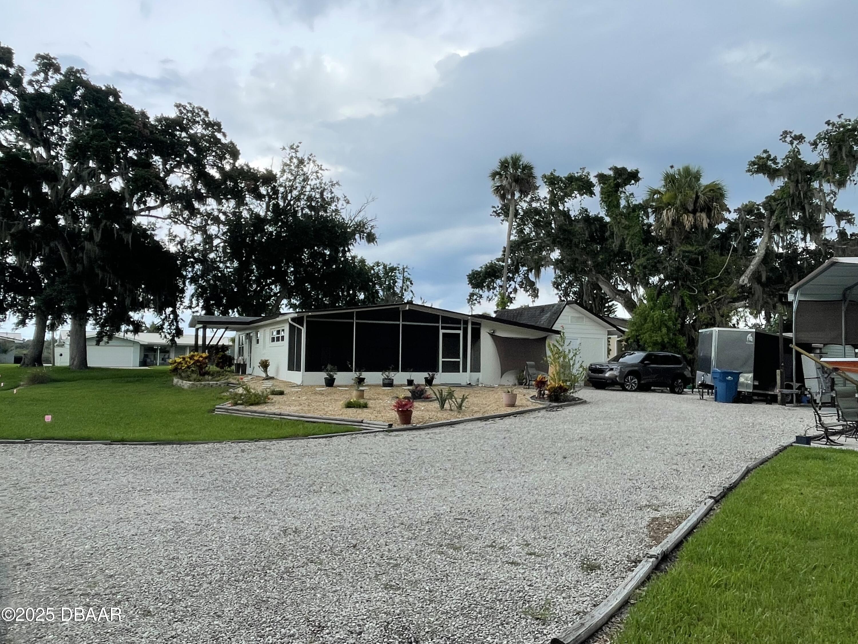 173 E Cory Drive