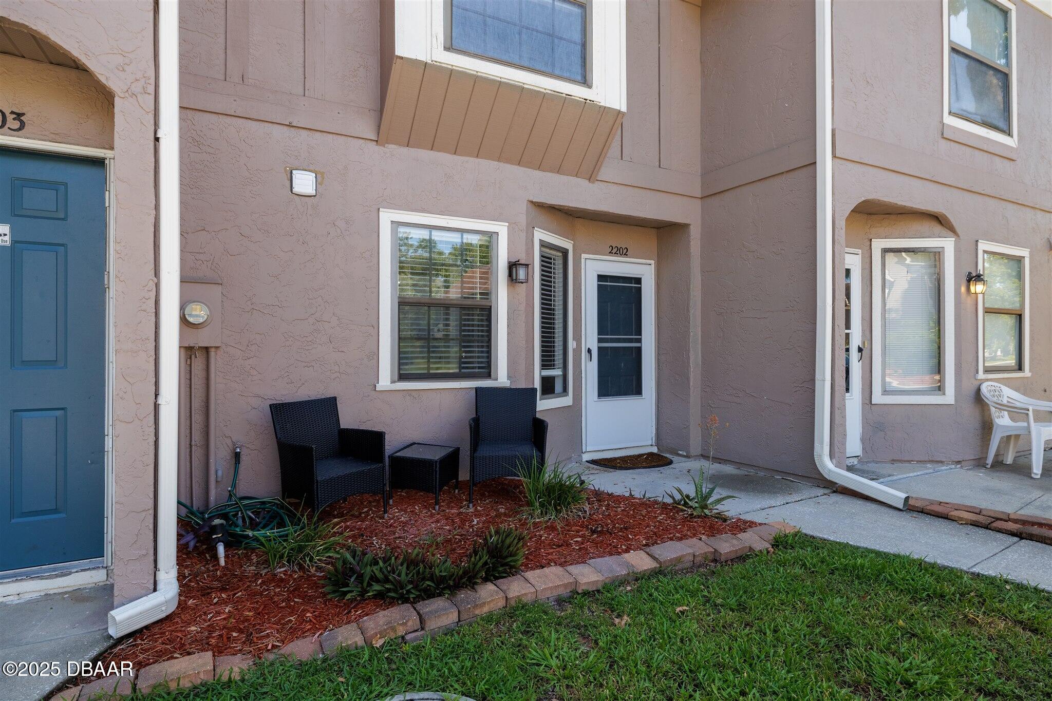 3960 Oak Trail Run N 2202