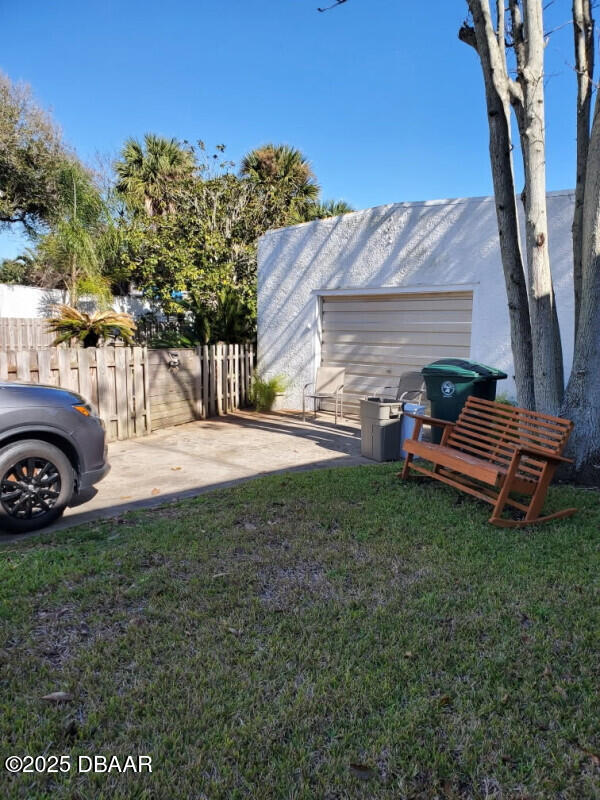 816 N Wild Olive Avenue