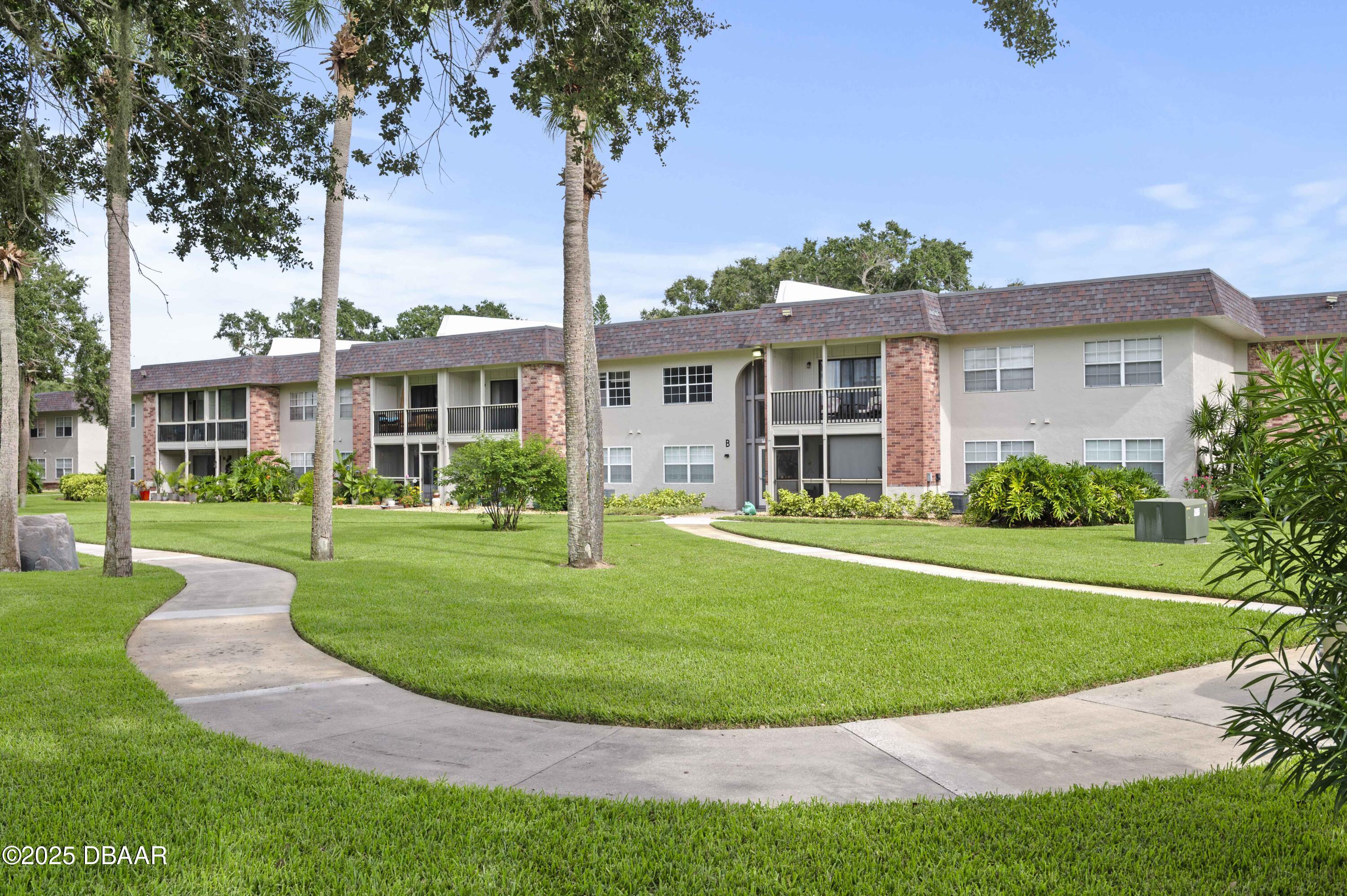 3800 Saxon Drive 19B
