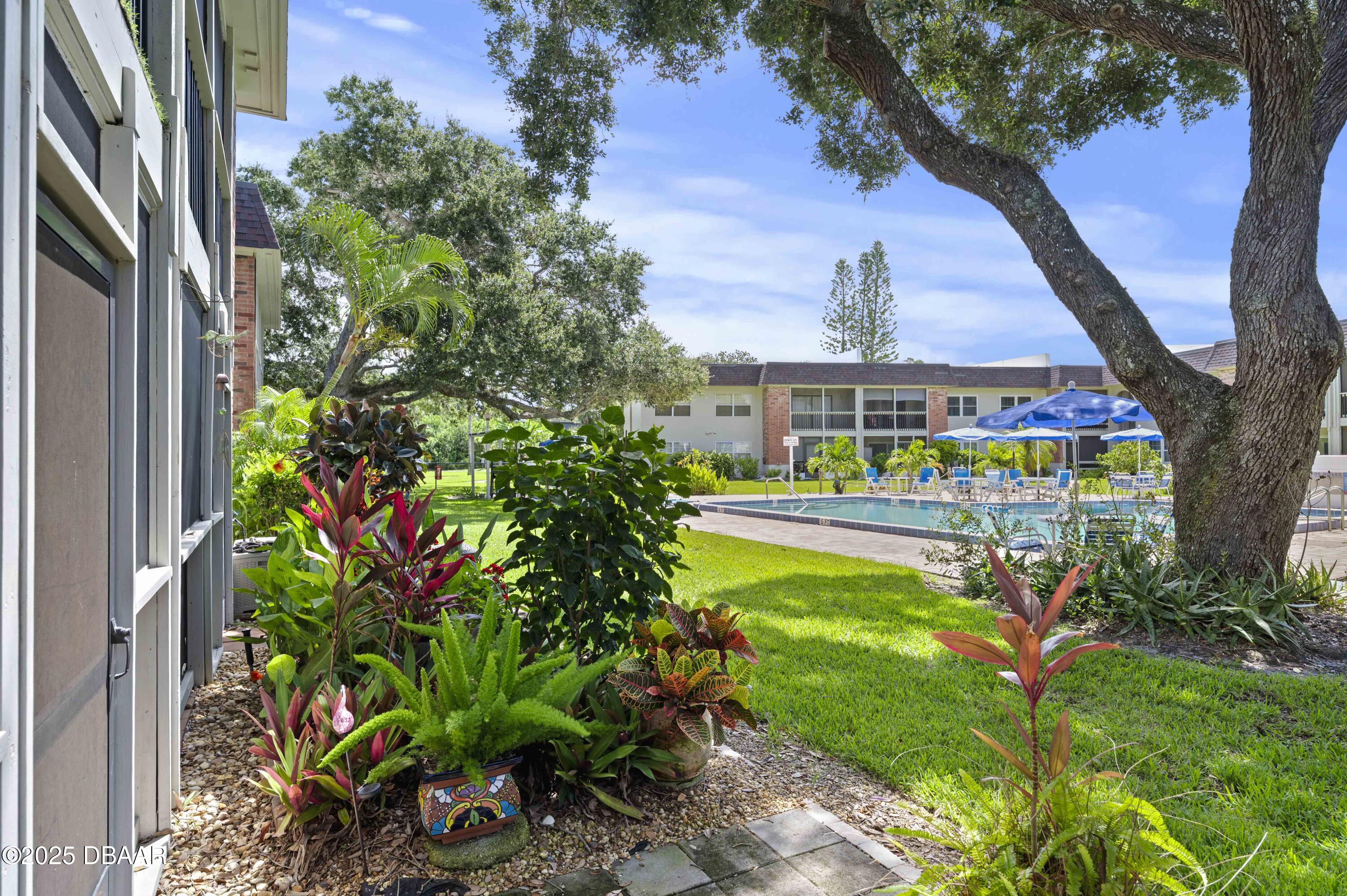 3800 Saxon Drive 19B