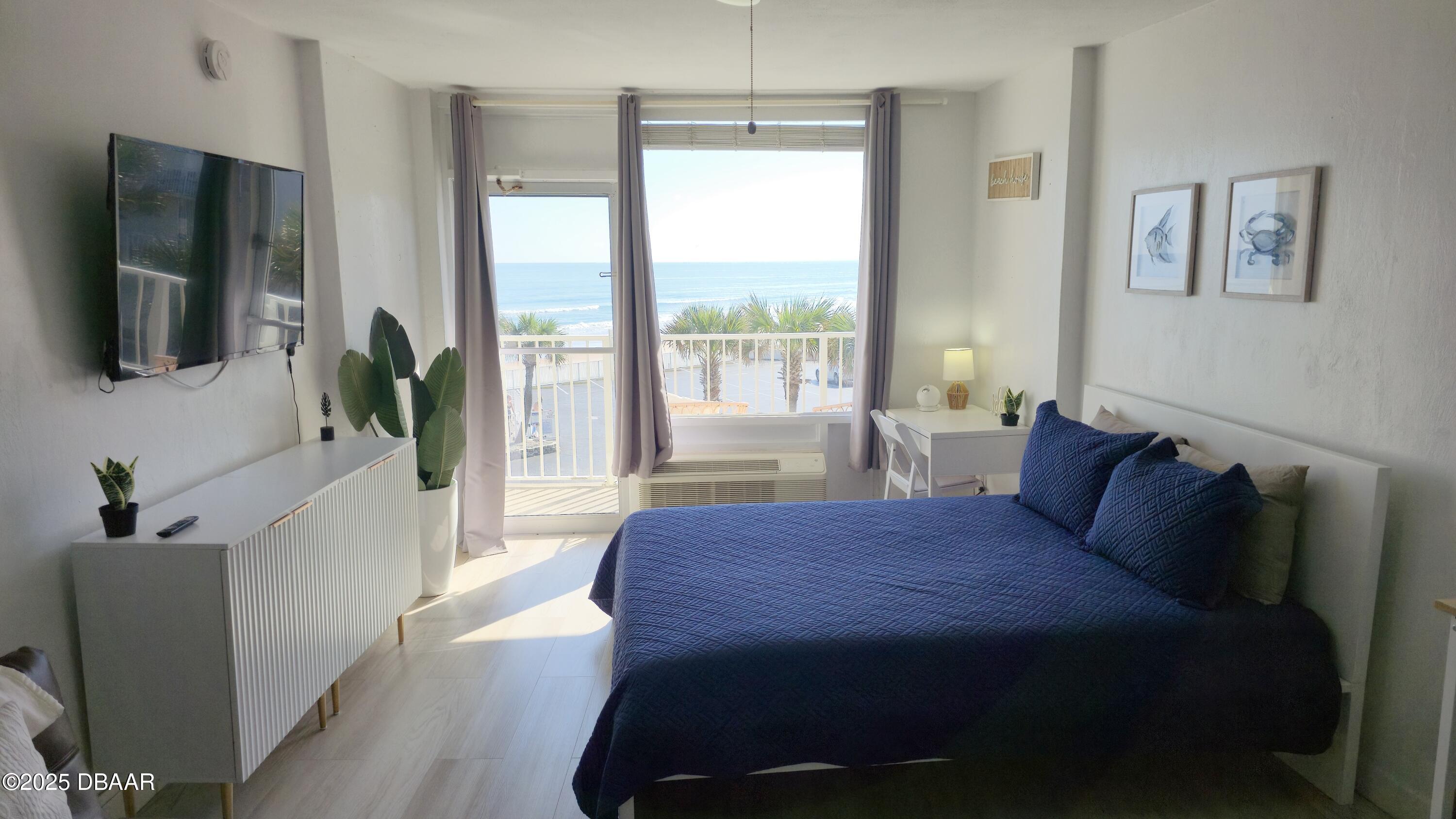 1233 S Atlantic Avenue 306