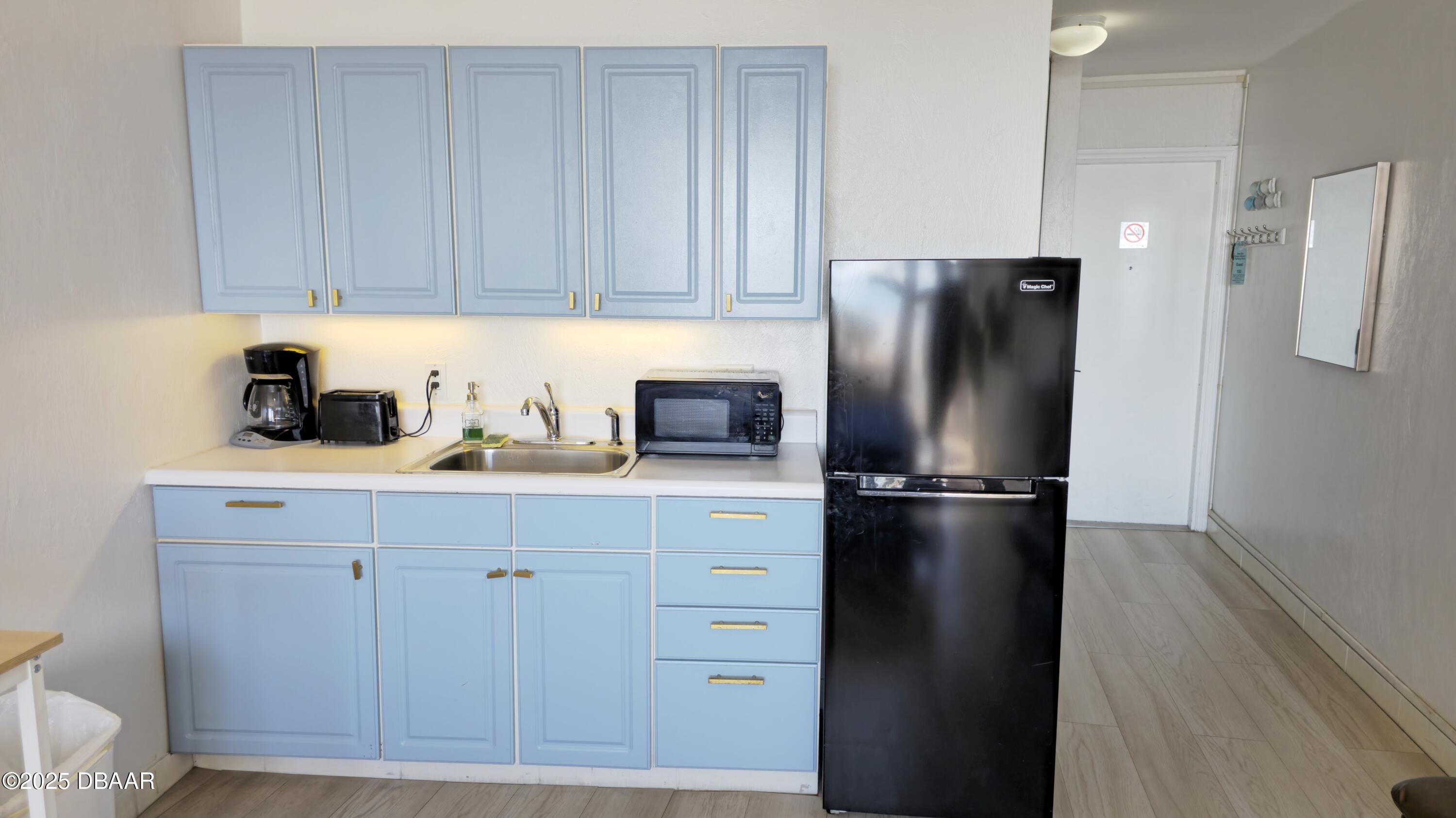 1233 S Atlantic Avenue 306