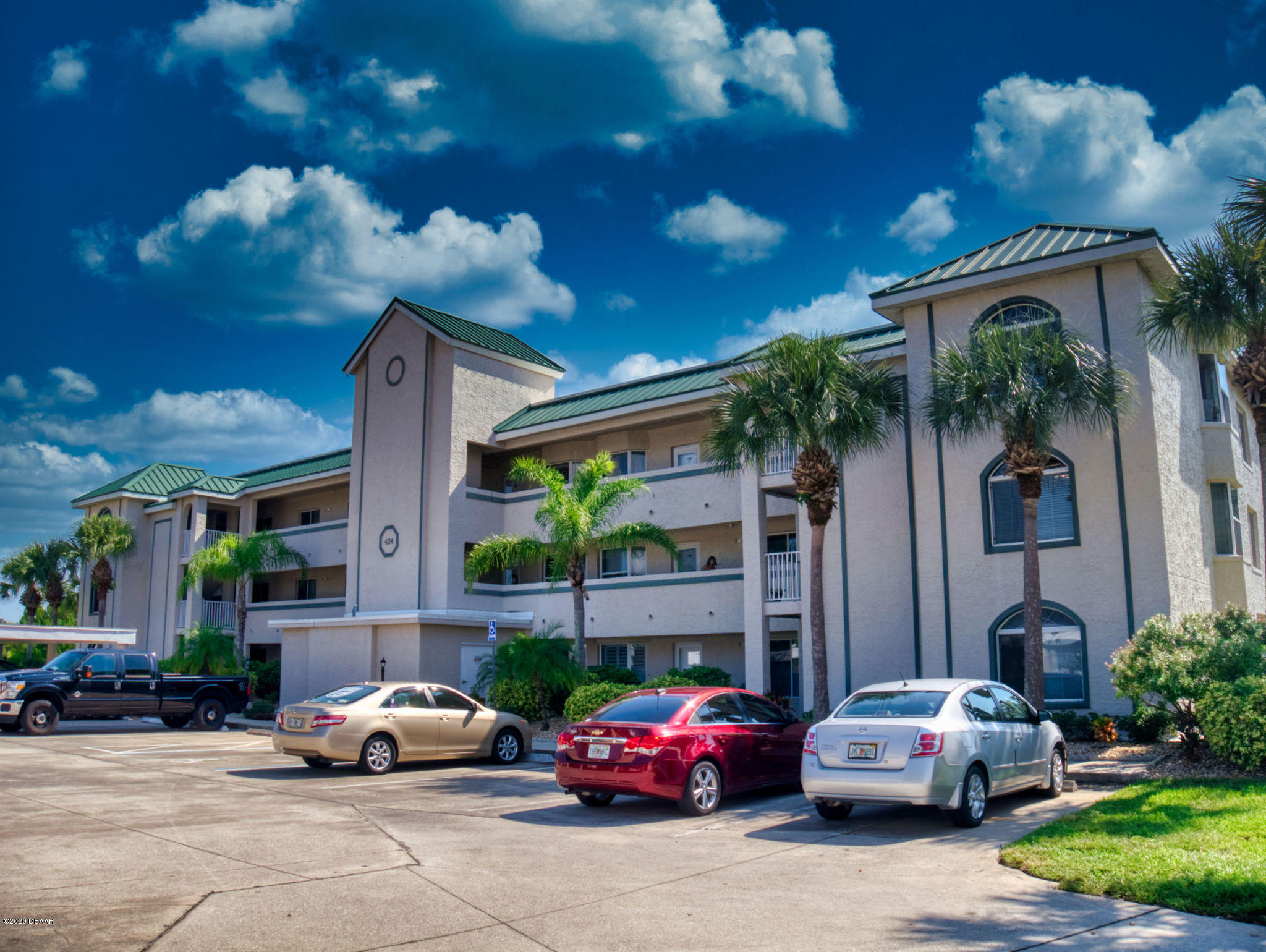 Photo 1 of 36 — 424 Bouchelle Drive 304, New Smyrna Beach, FL 32169