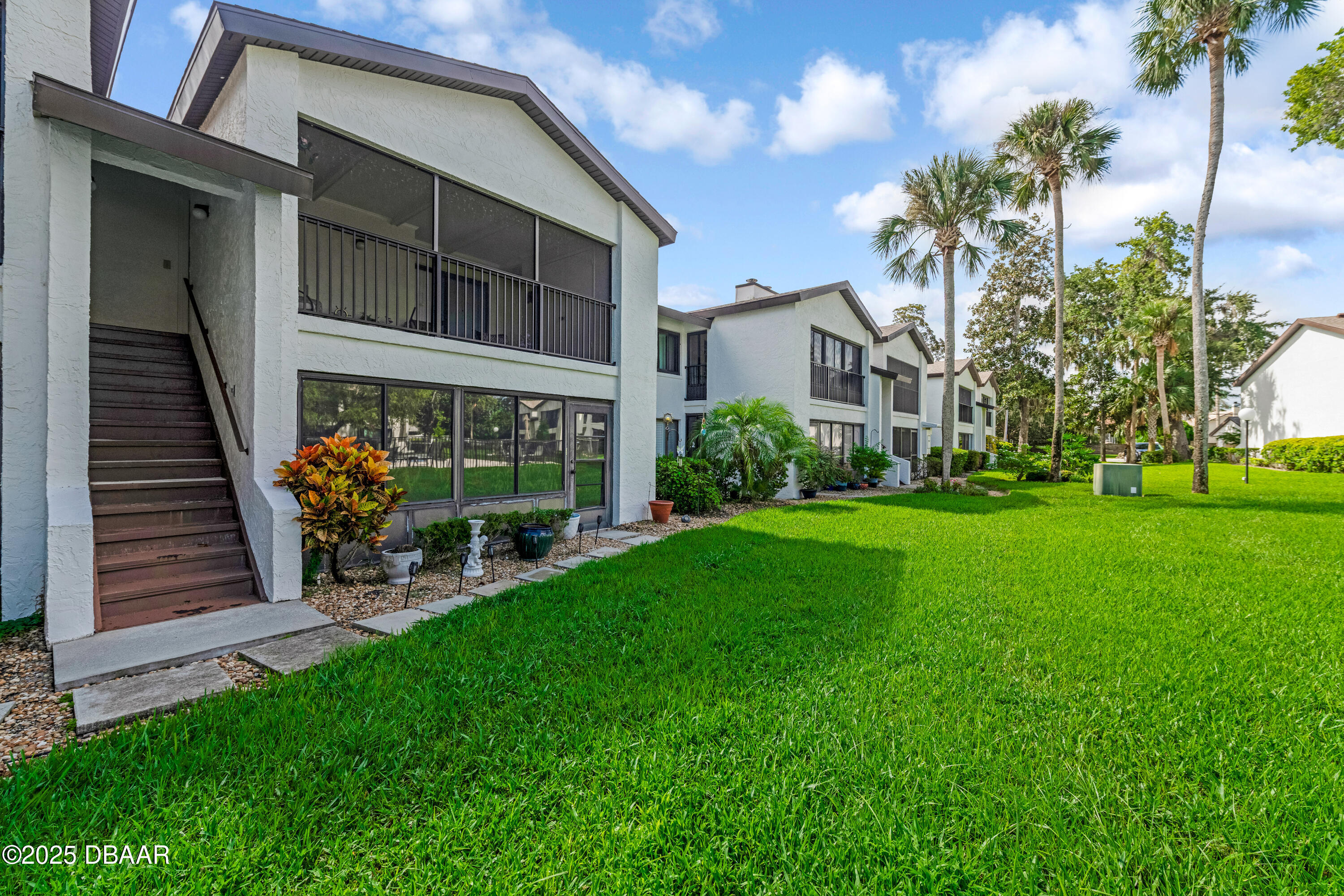 1 Tomoka Oaks Boulevard 116