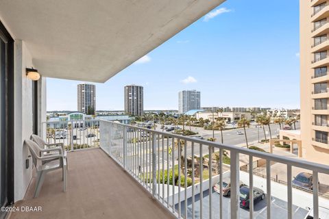 A home in Daytona Beach