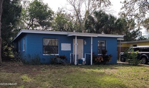 A home in South Daytona