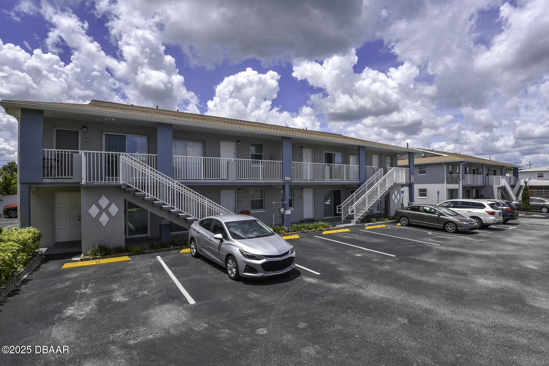 436 Auburn Drive 203