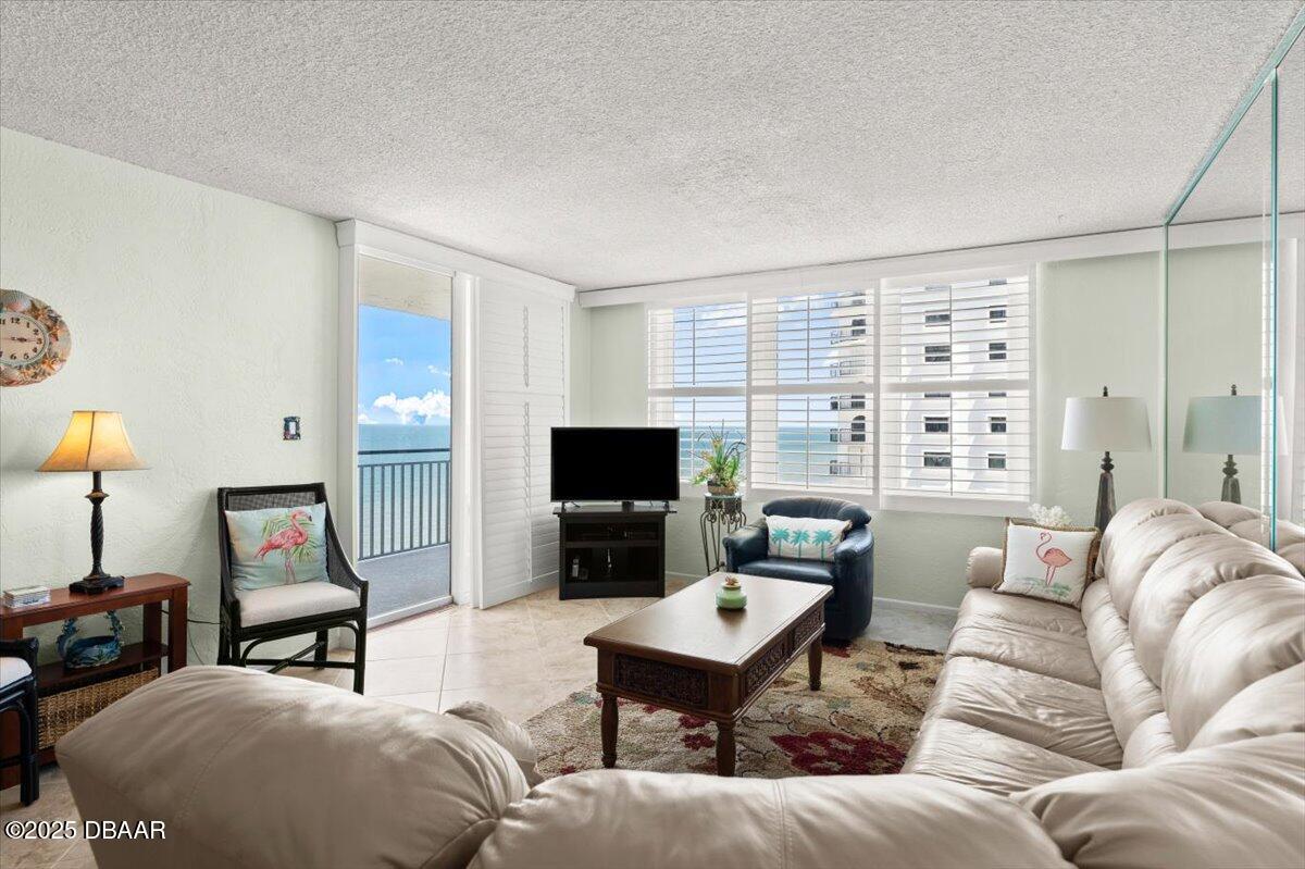 2987 S Atlantic Avenue