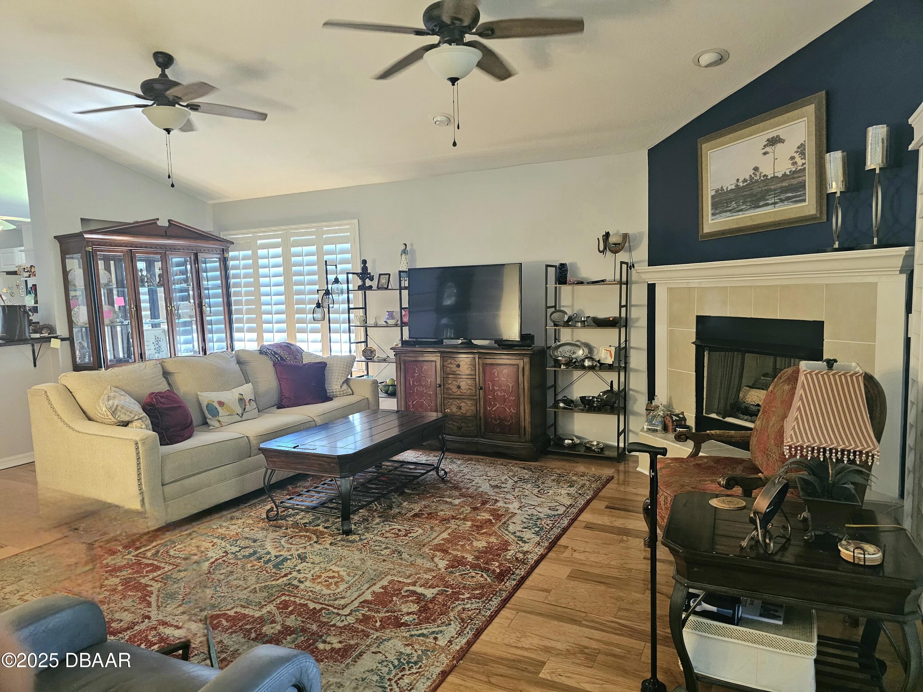 6 Oak Village Drive