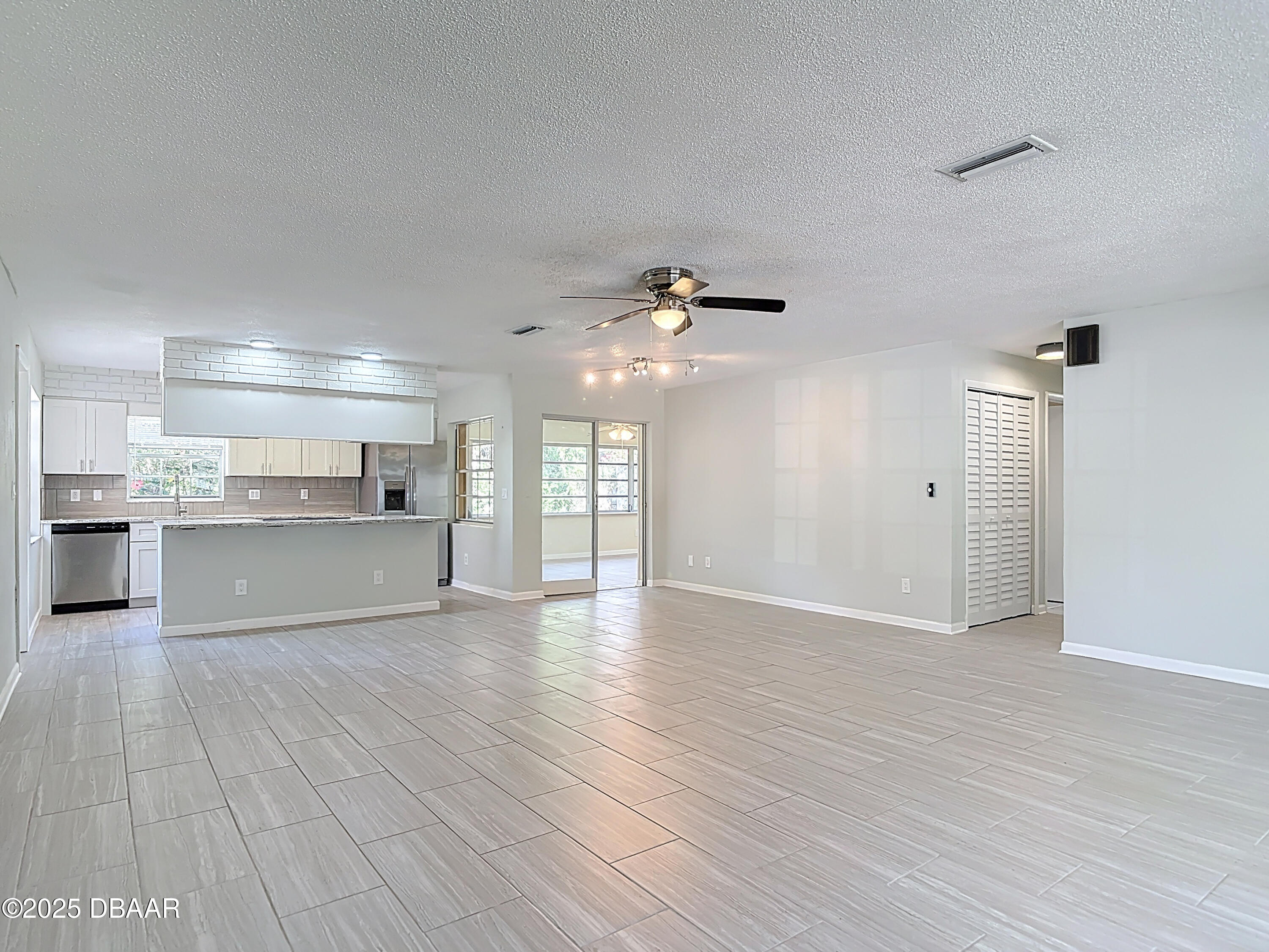 2972 Lantern Drive