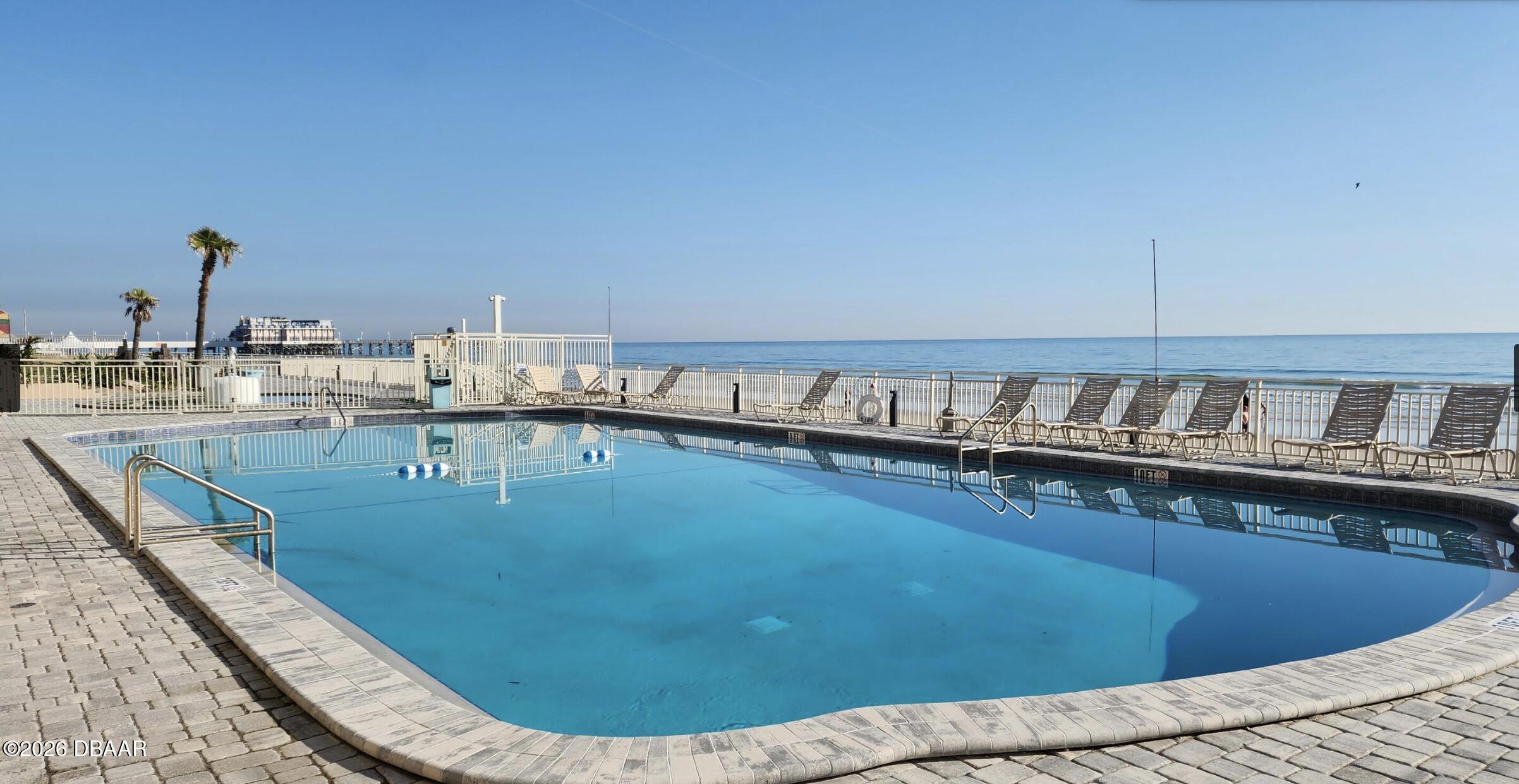 219 S Atlantic Avenue