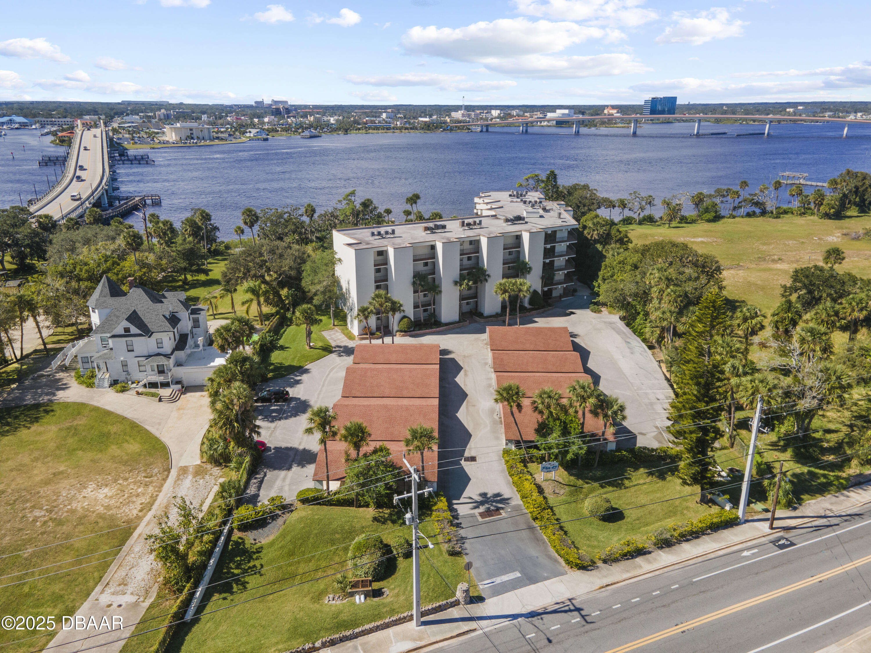 944 S Peninsula Drive 110