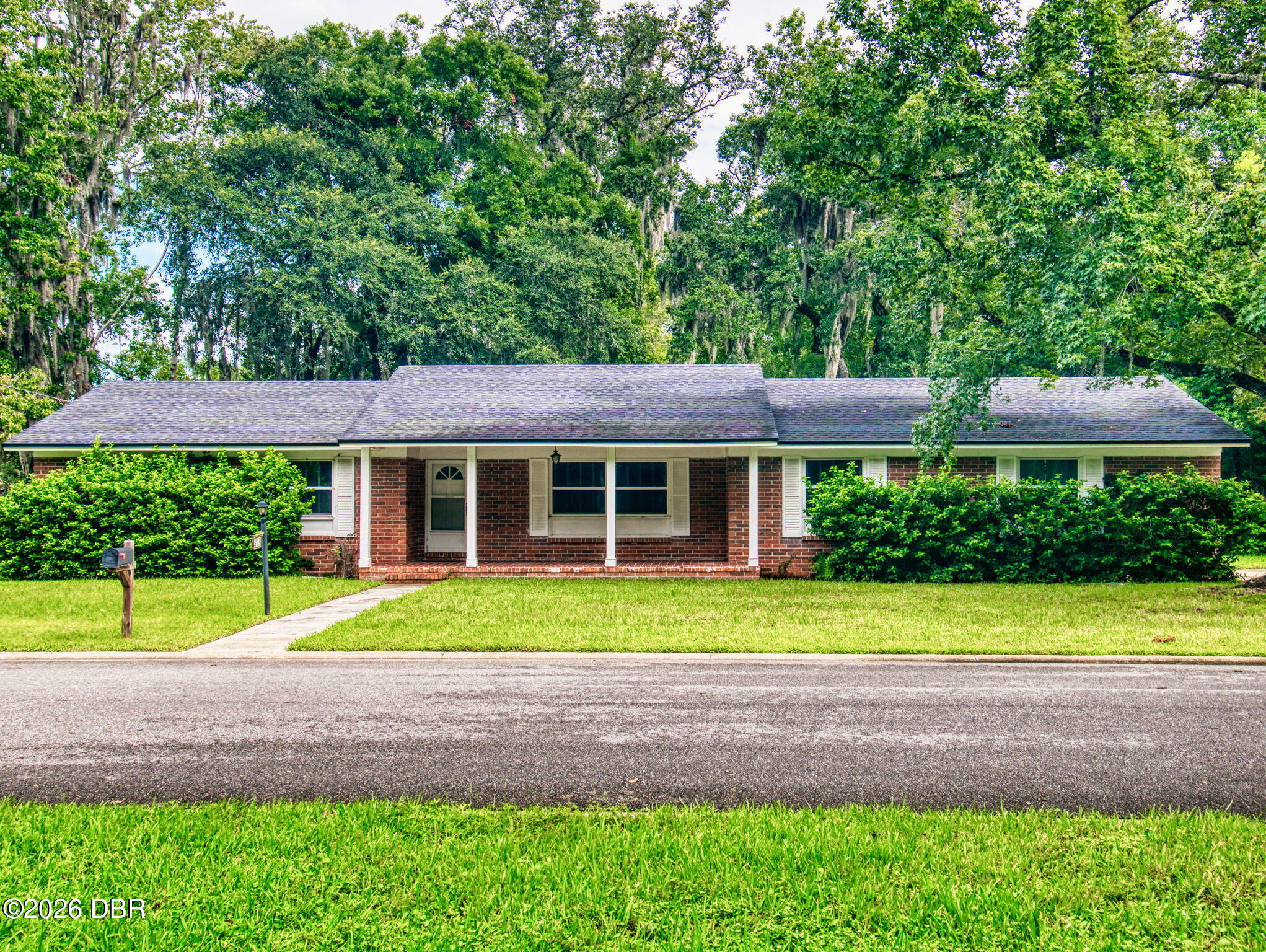 609 Claire Lane