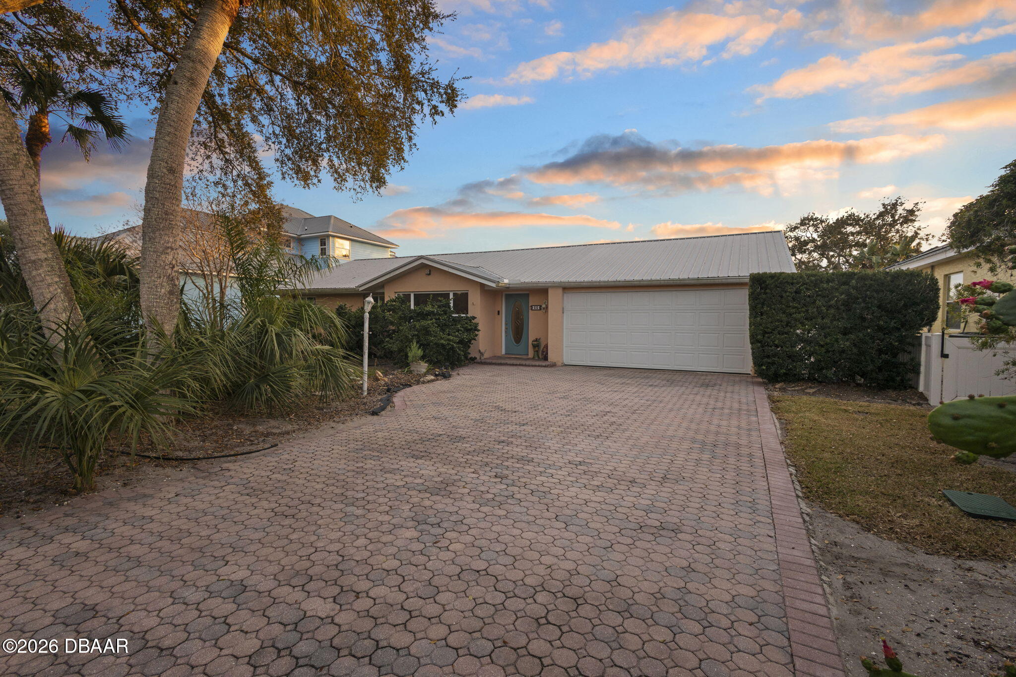 33 Cunningham Drive E