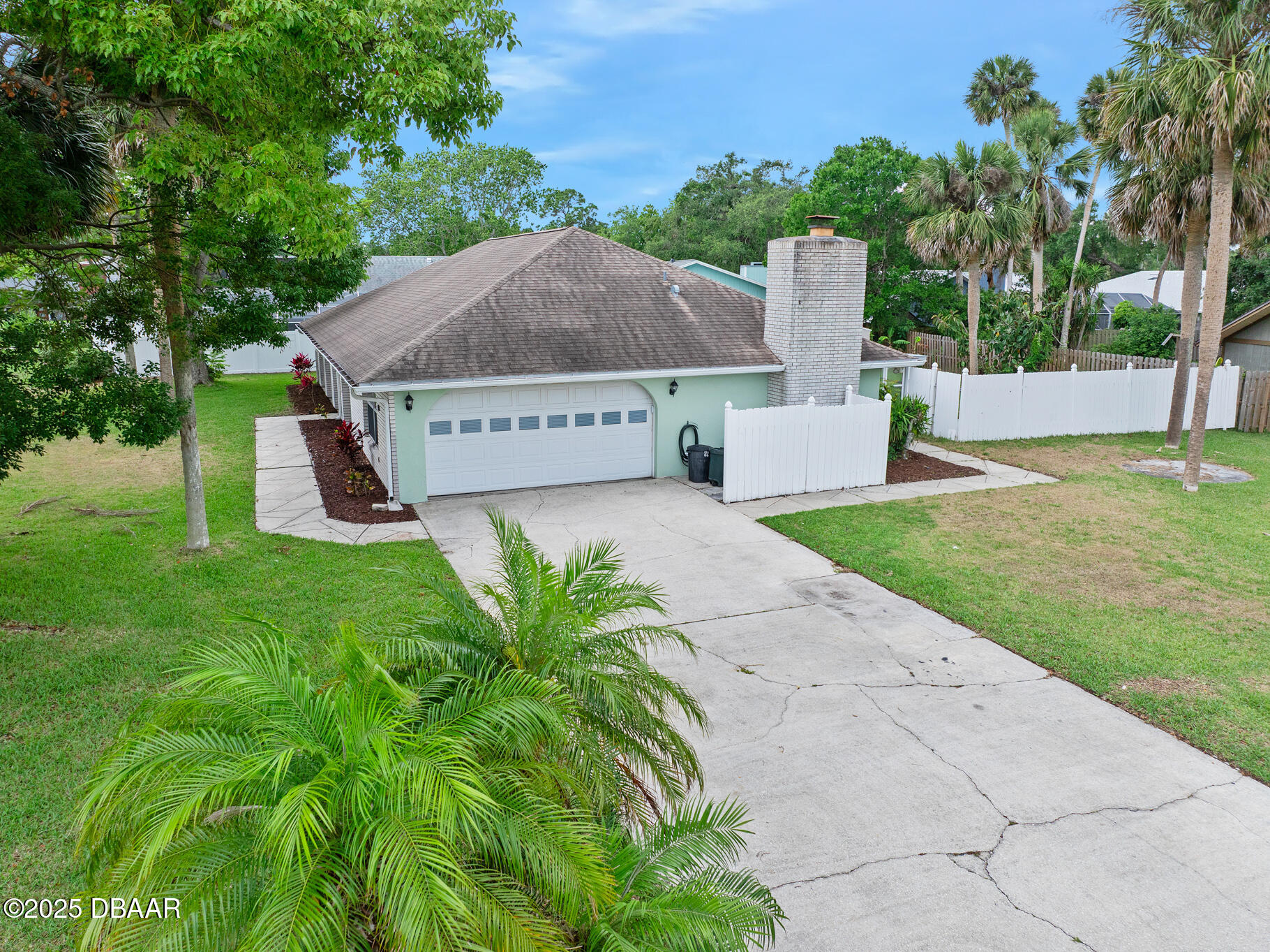 718 Sleepy Hollow Drive