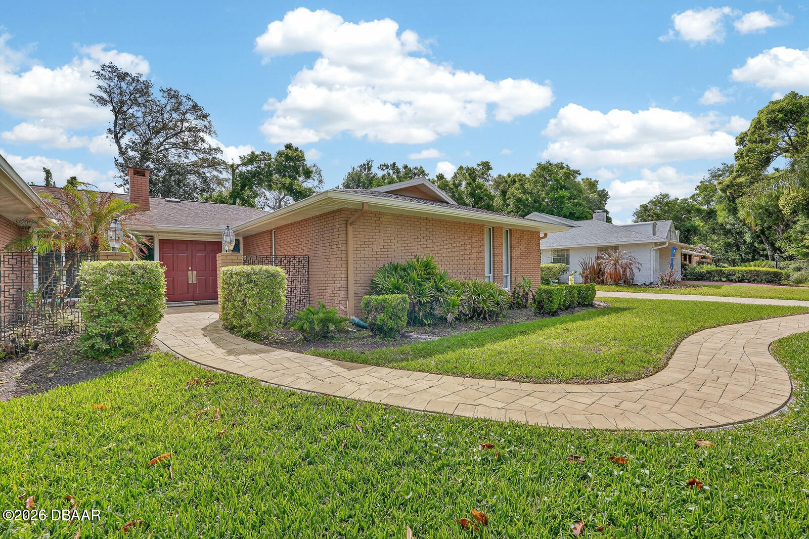 110 N St Andrews Drive