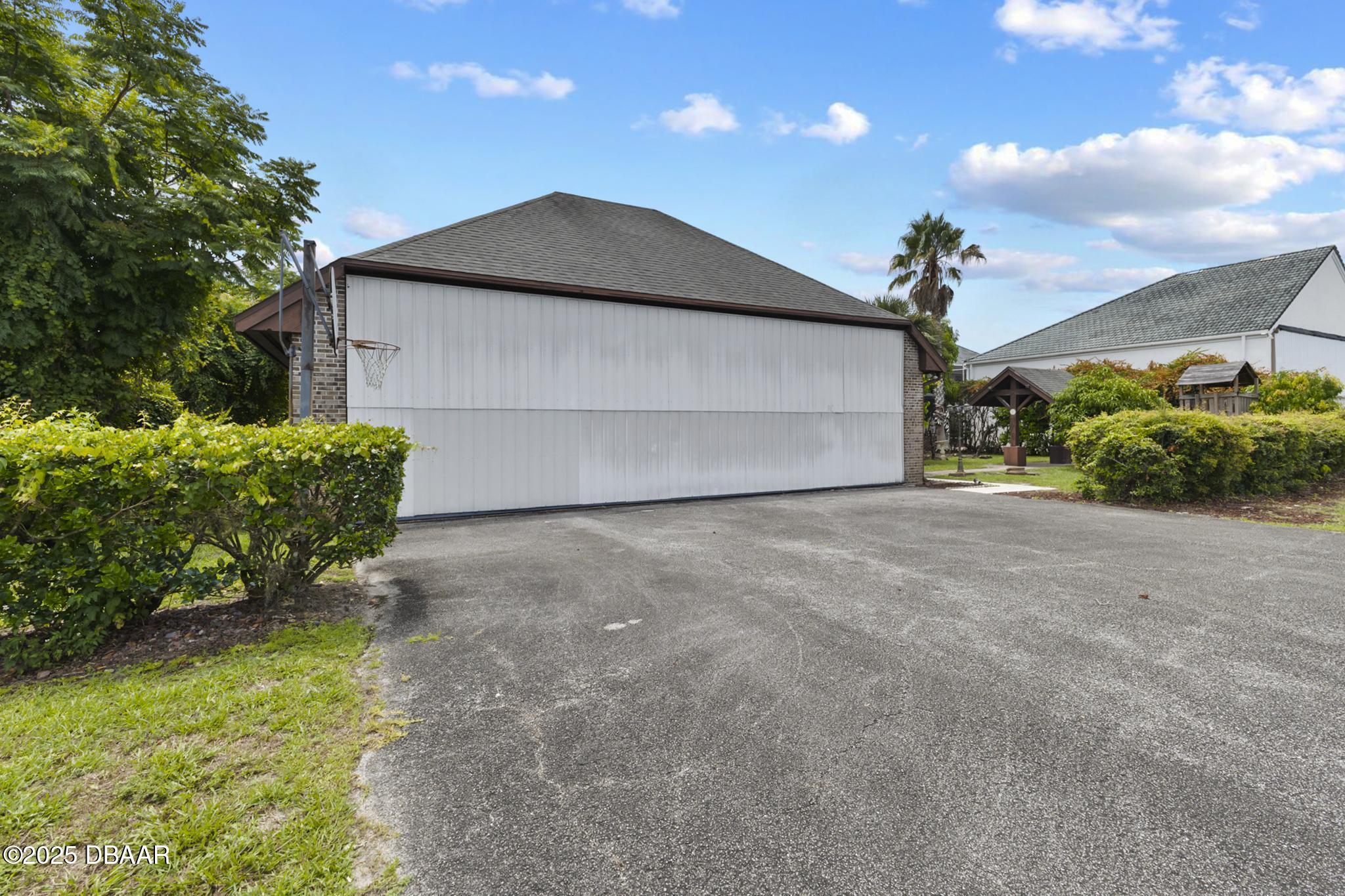 1779 Earhart Court