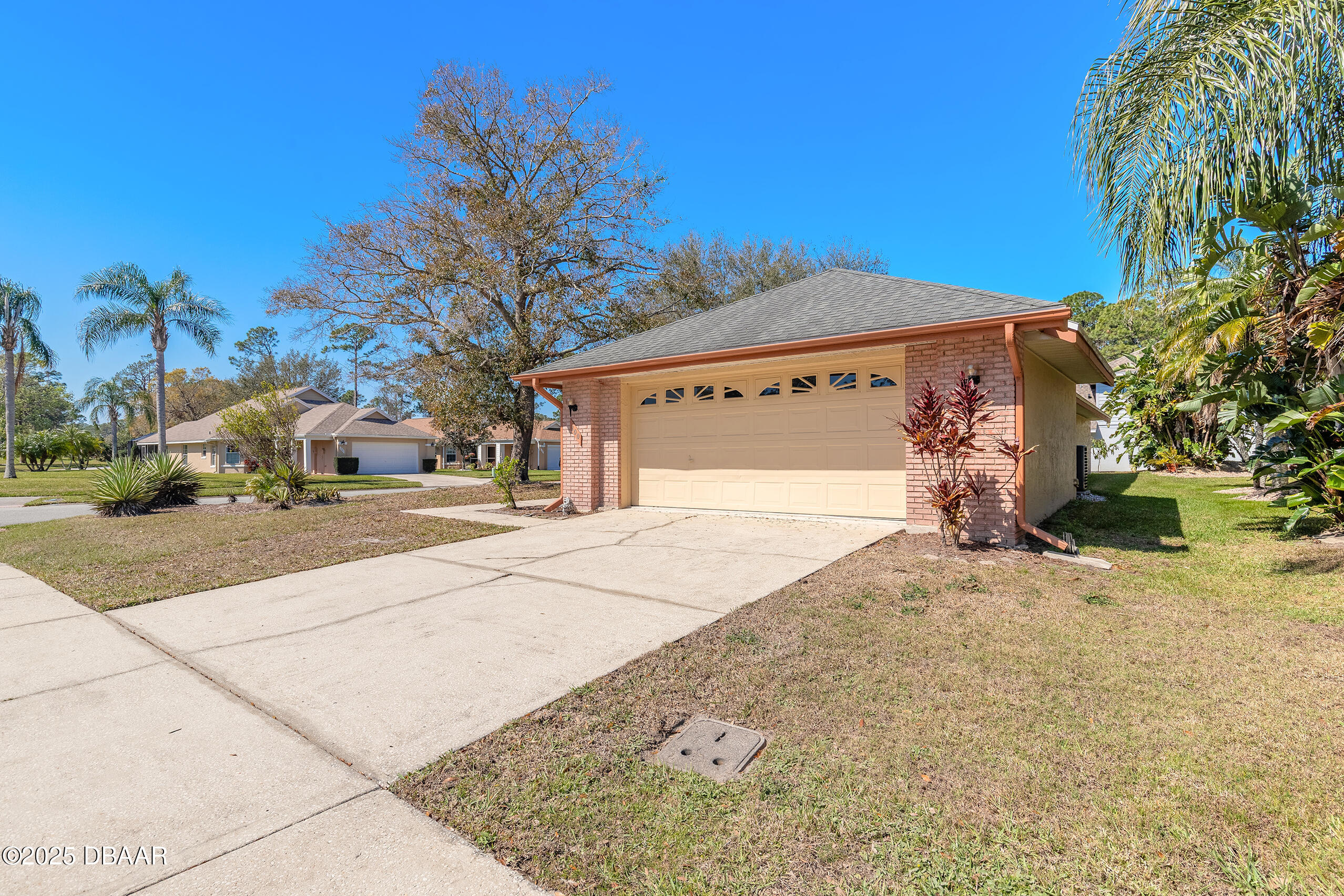 100 Braeburn Circle
