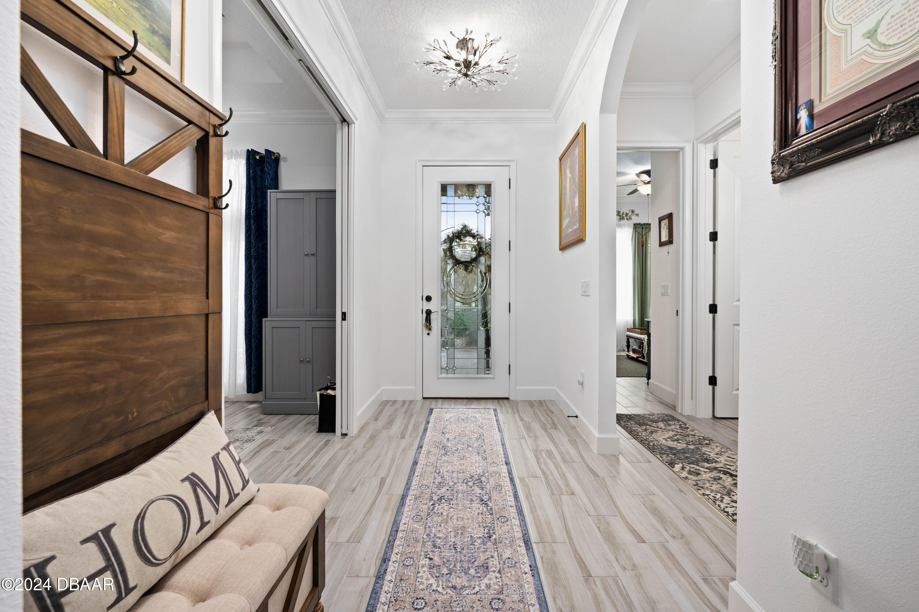 649 Mosaic Boulevard