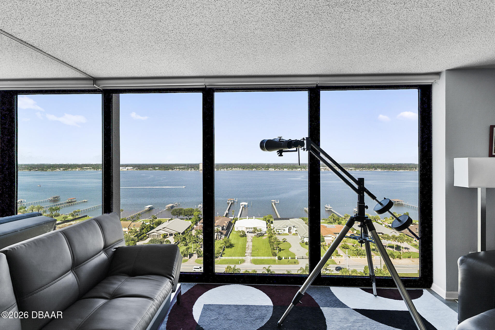 1 Oceans West Boulevard