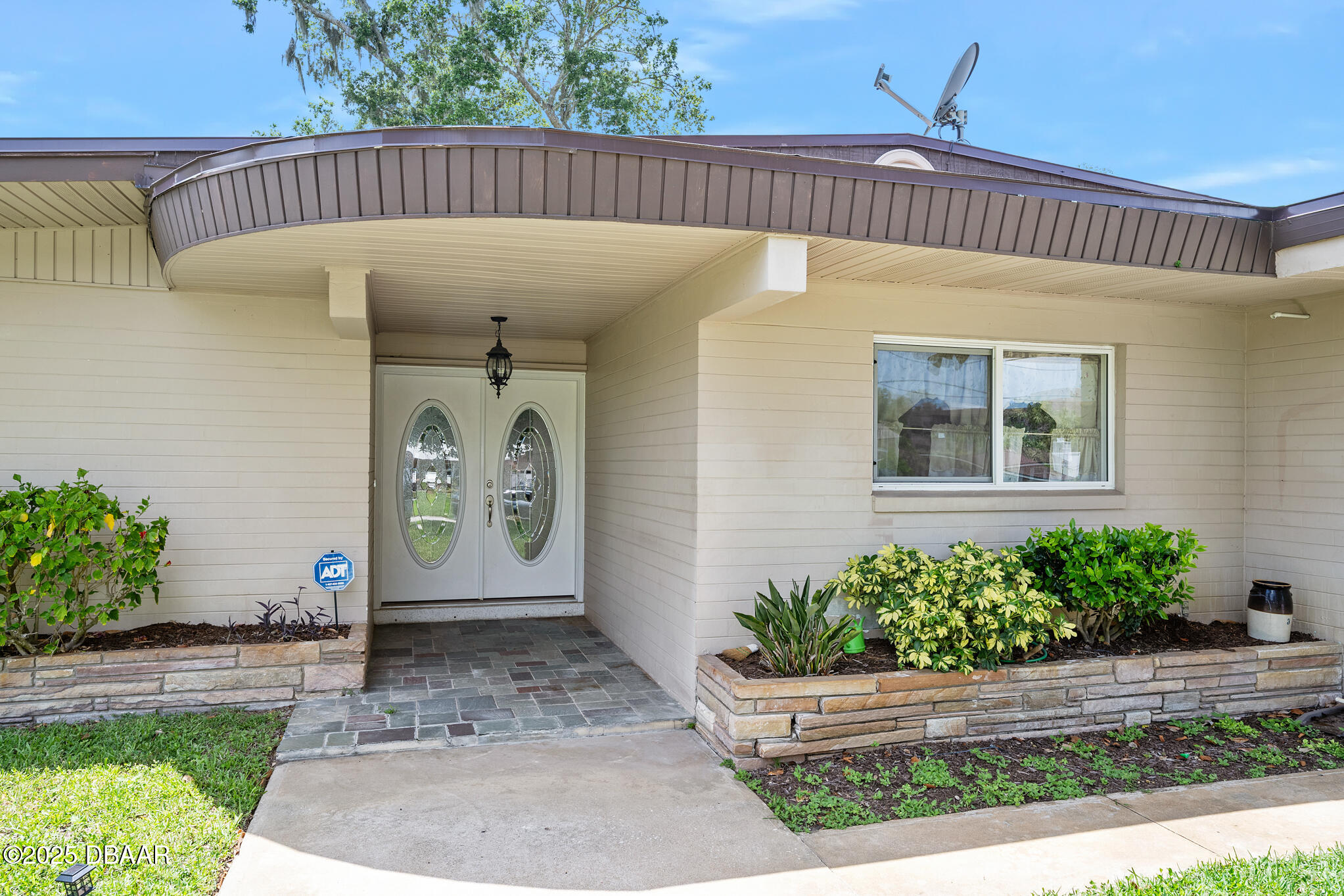 22 N St Andrews Drive