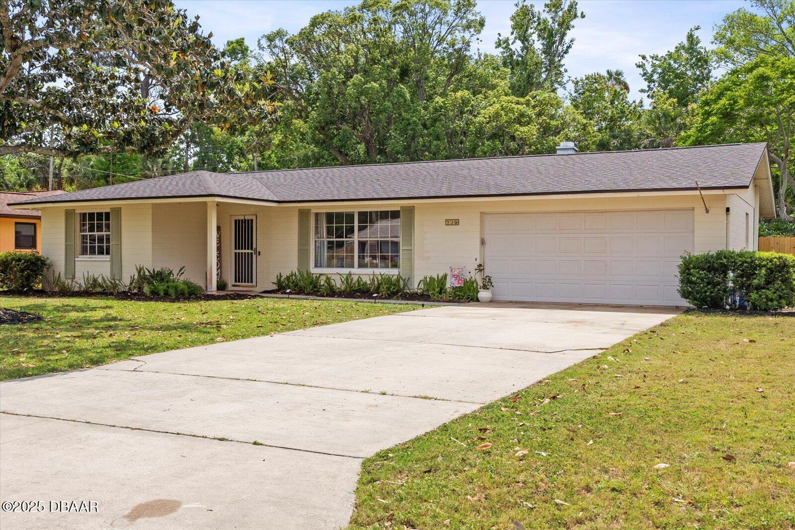 736 Lindenwood Circle W W