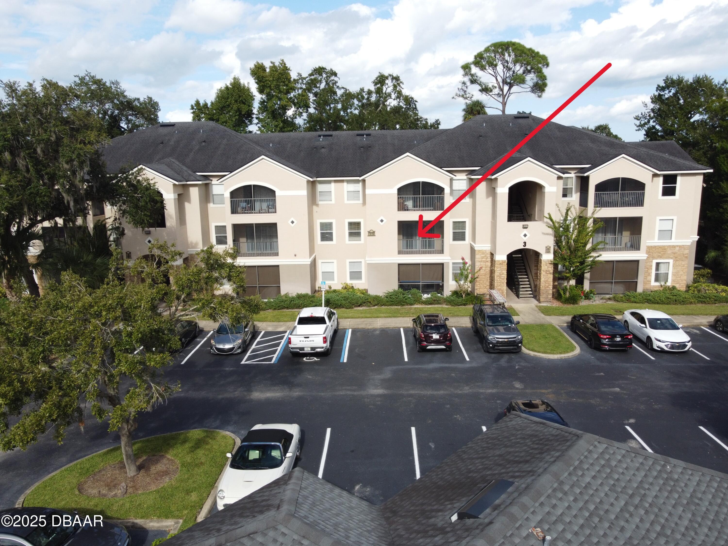 940 Village Trail 3-205