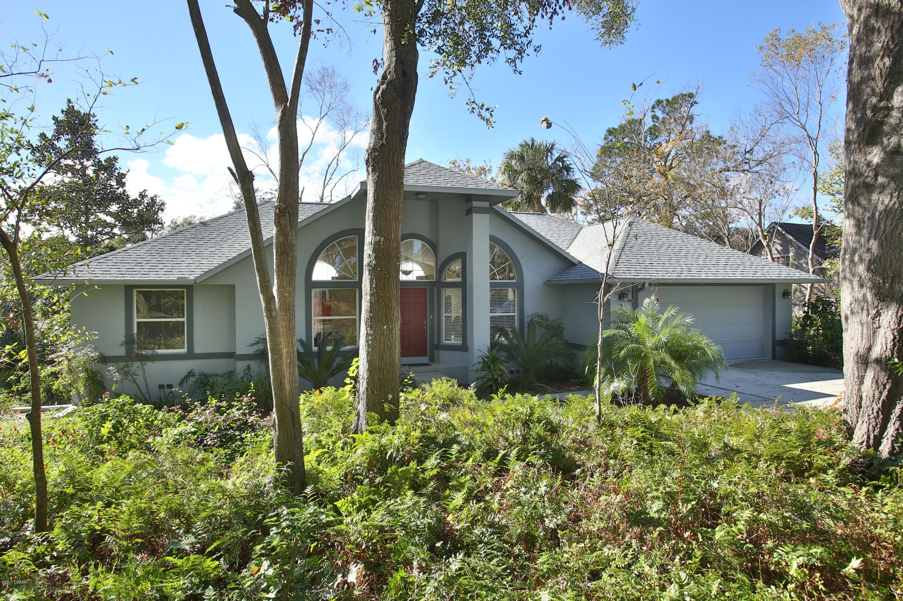 Photo 1 of 24 — 20 TIMBERLAKE Lane, Ormond Beach, FL 32174