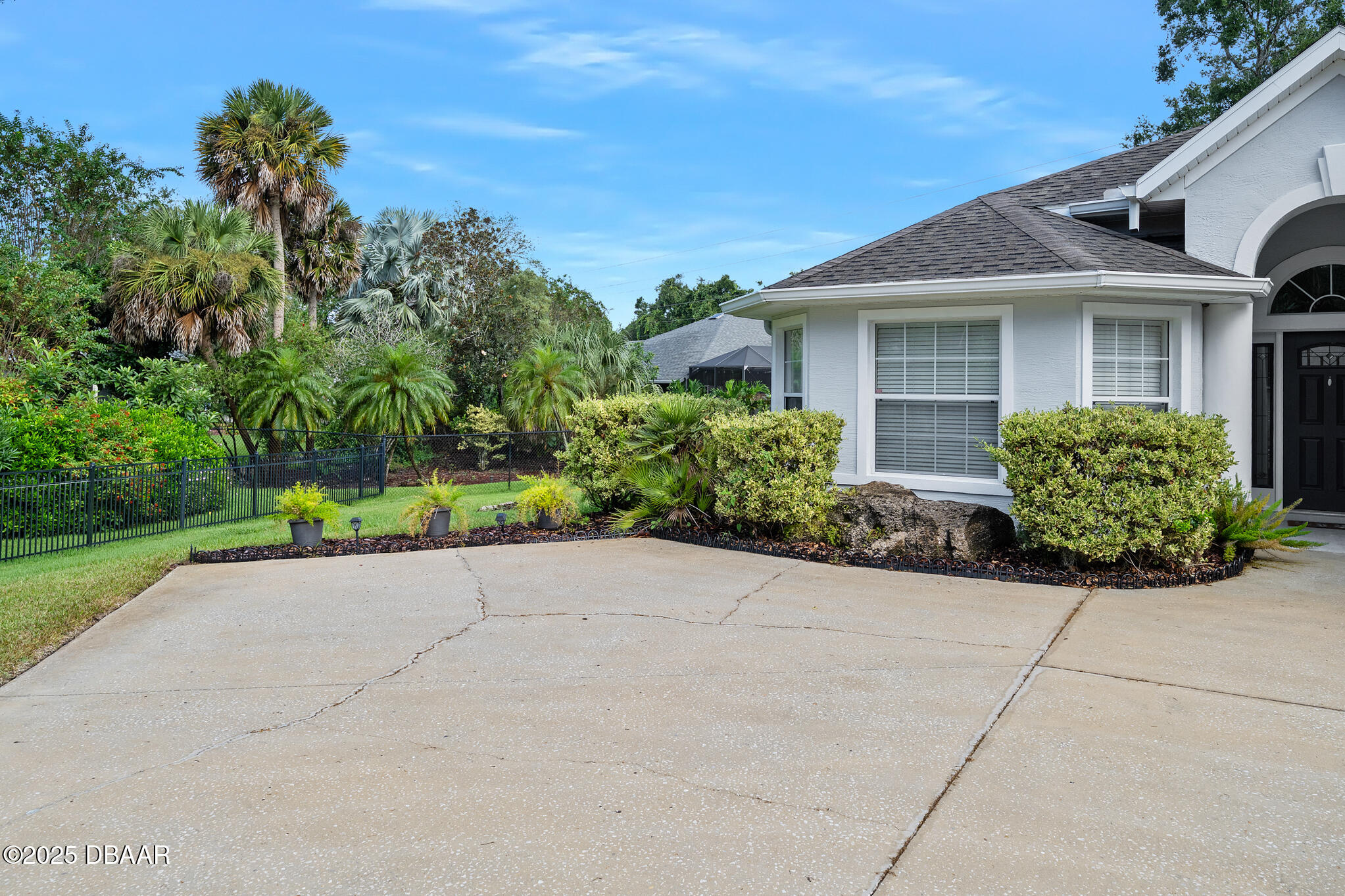 21 Moonglow Drive