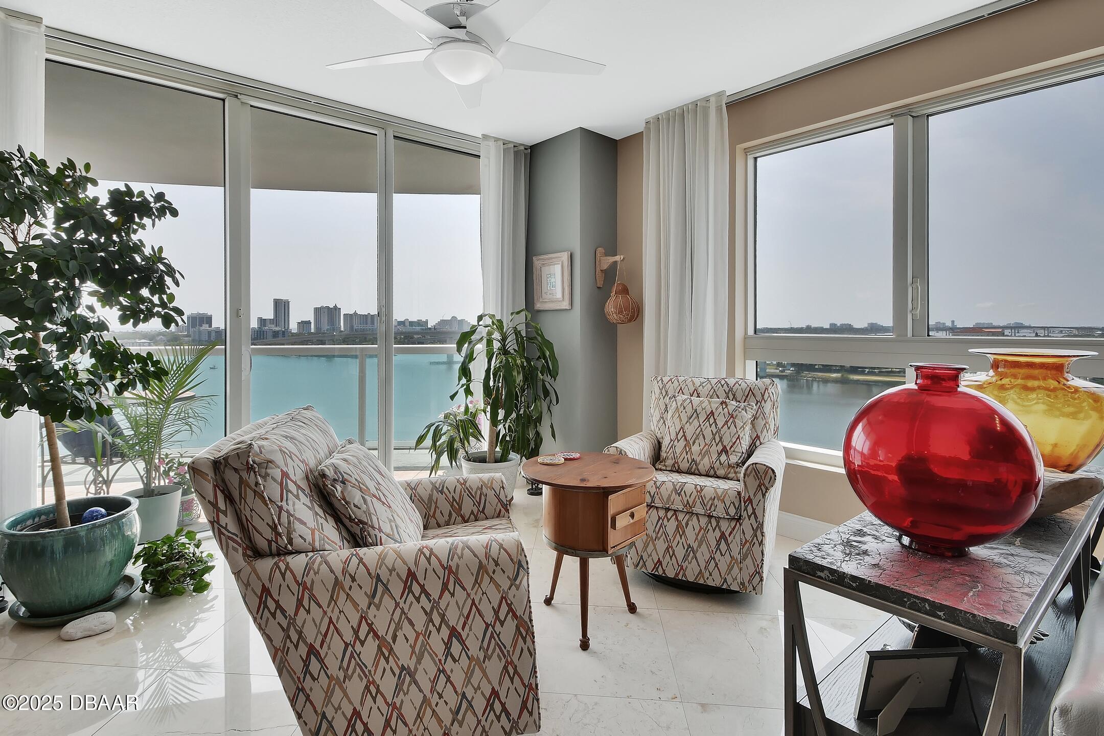 231 Riverside Drive 901