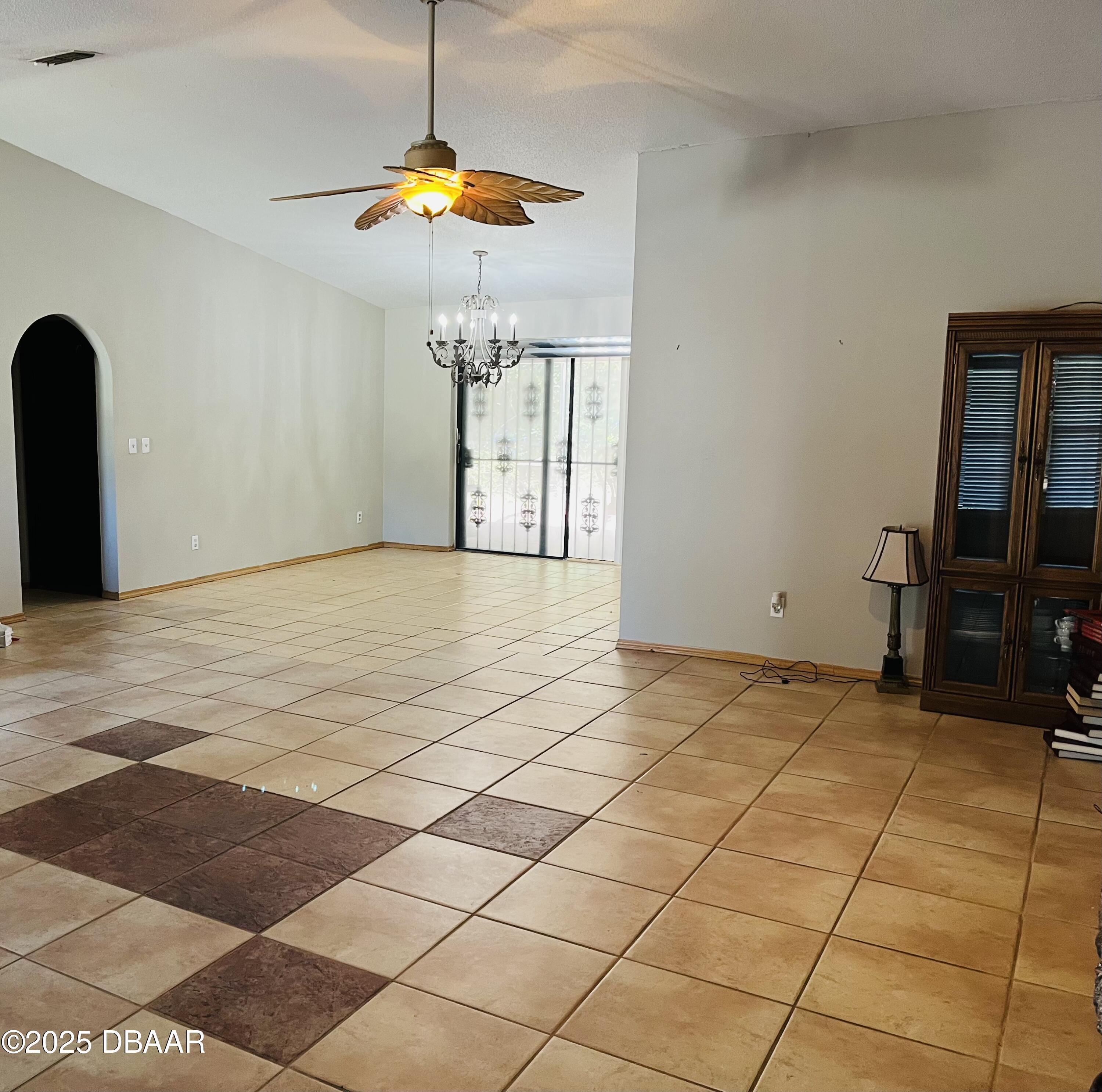 1100 Viking Drive
