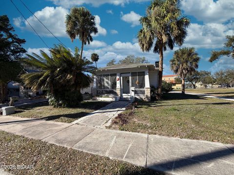 308 San Juan Avenue Daytona Beach FL 32114