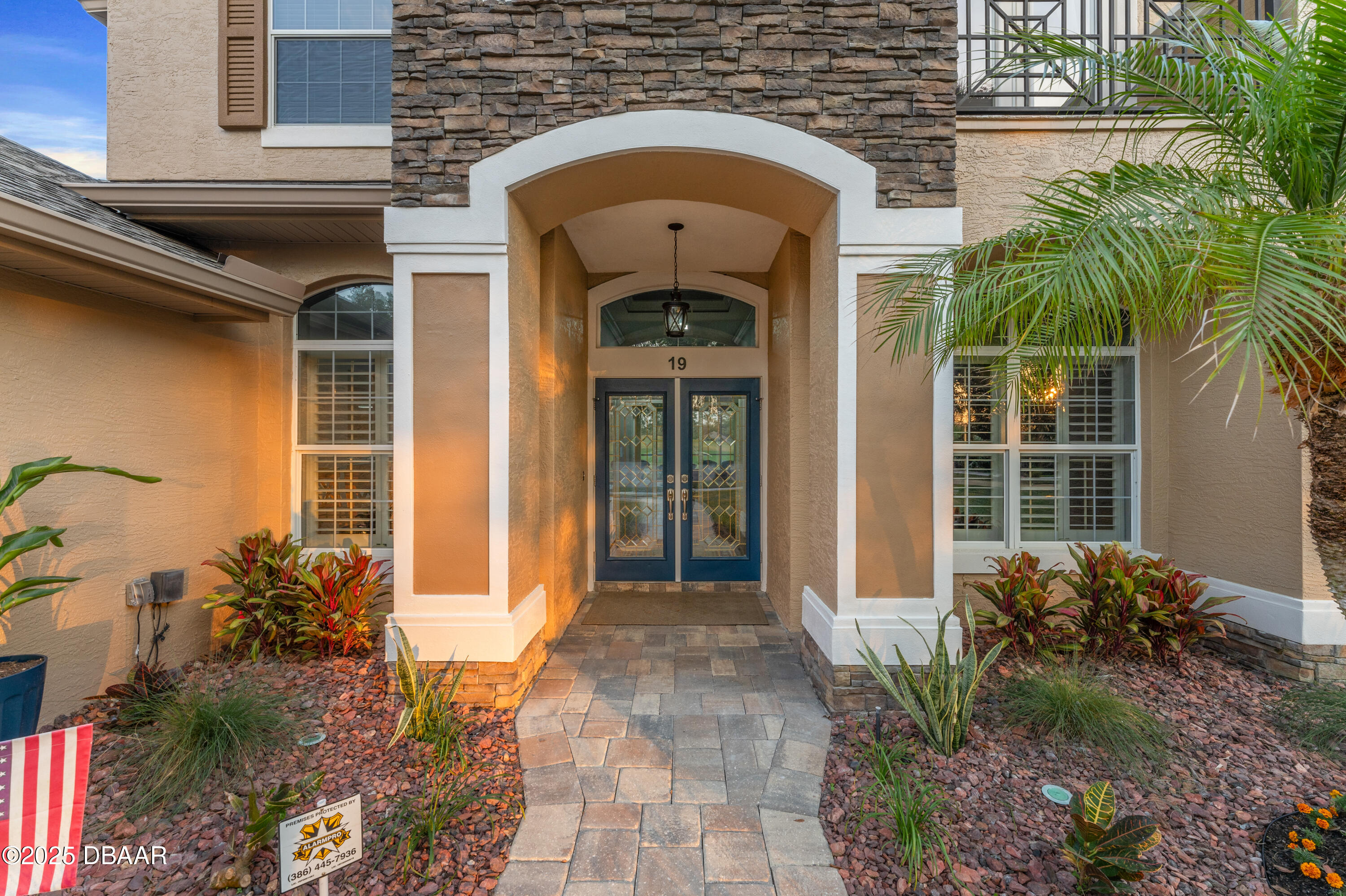 19 S Waterview Drive