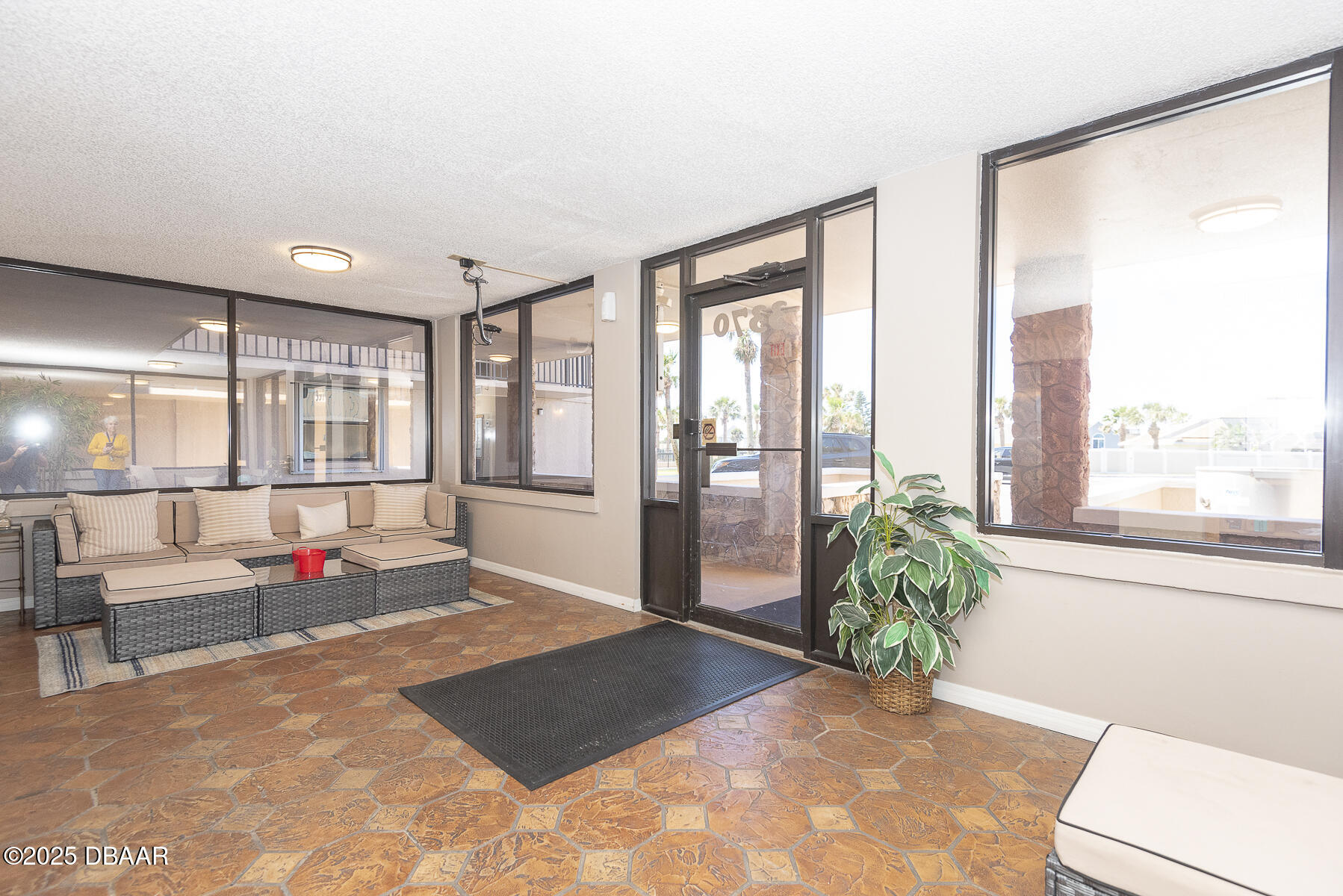 3370 Ocean Shore Boulevard