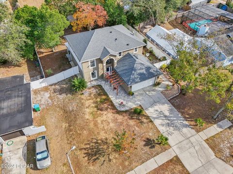 A home in Deltona