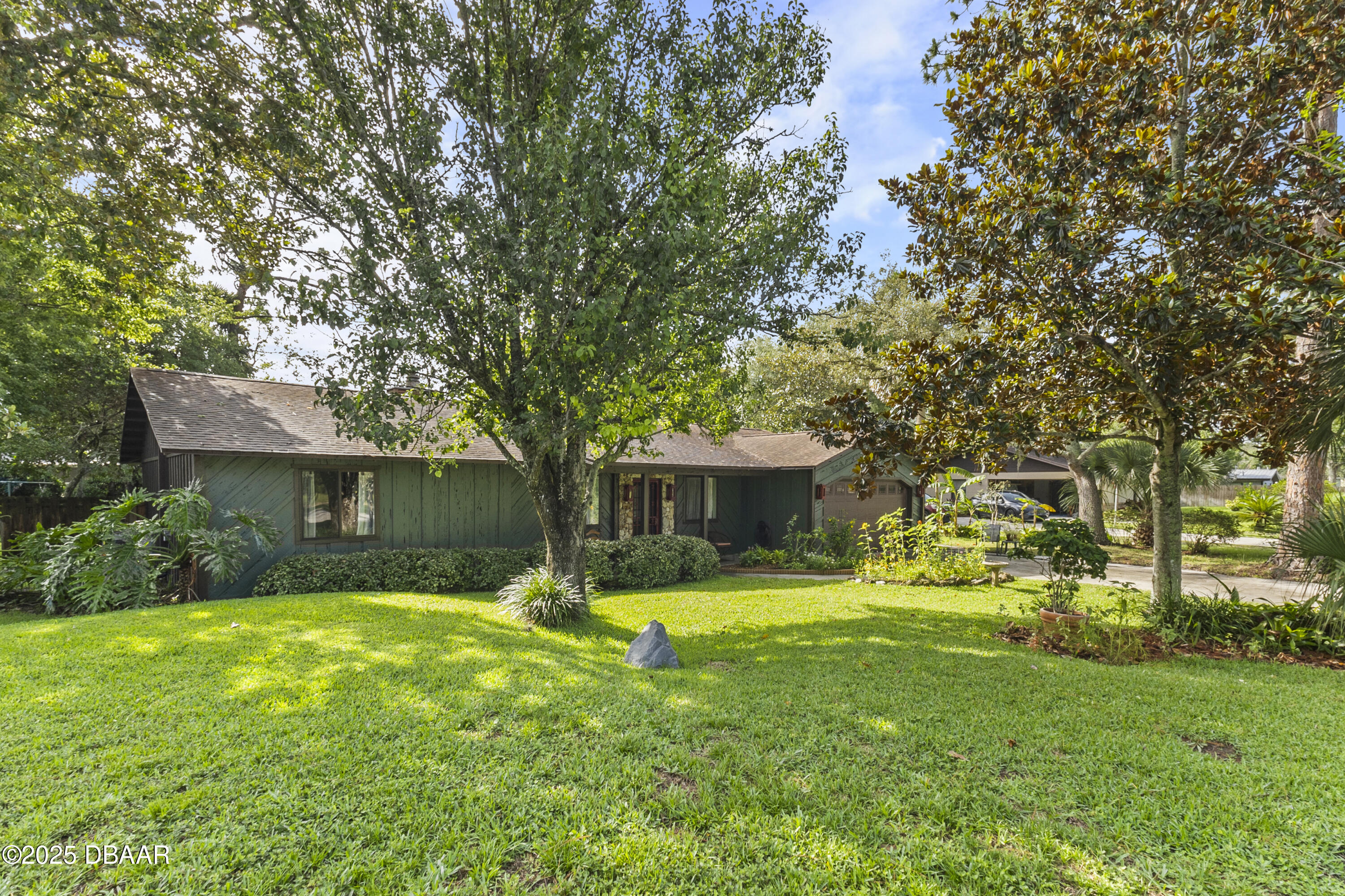 25 Knollwood Estates Drive