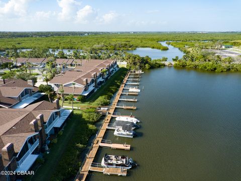 A home in New Smyrna Beach