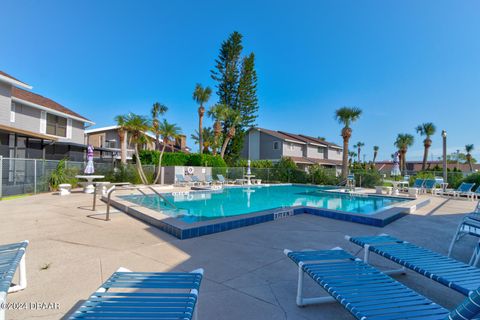 A home in New Smyrna Beach