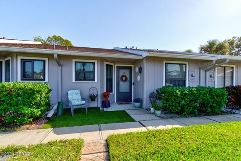 A home in New Smyrna Beach