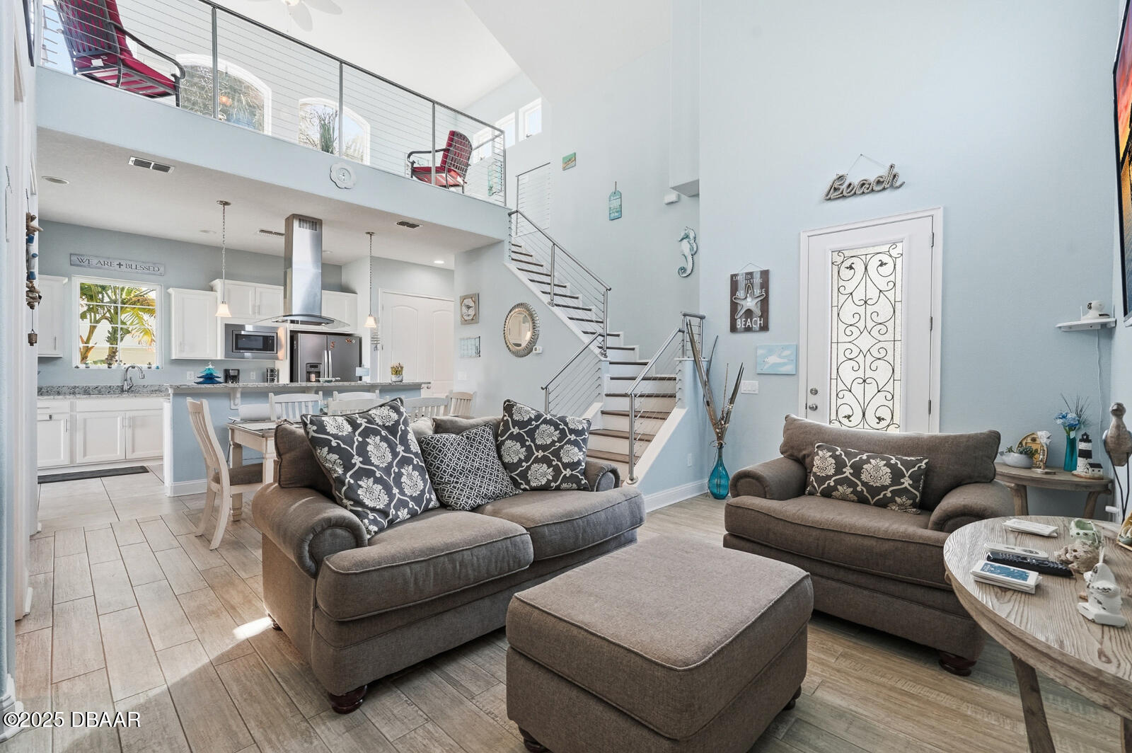 7 Tarpon Avenue