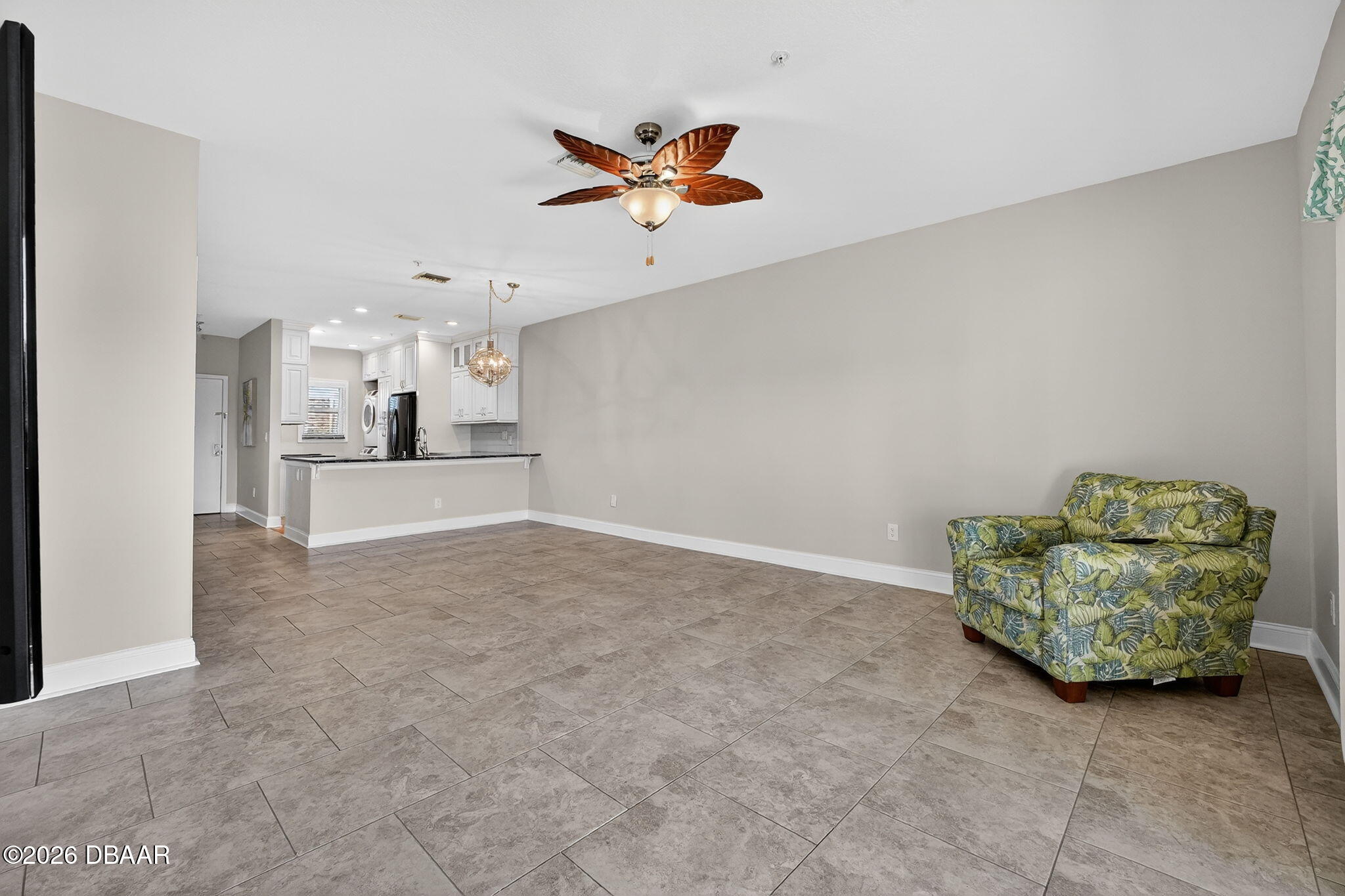 2700 N Peninsula Avenue