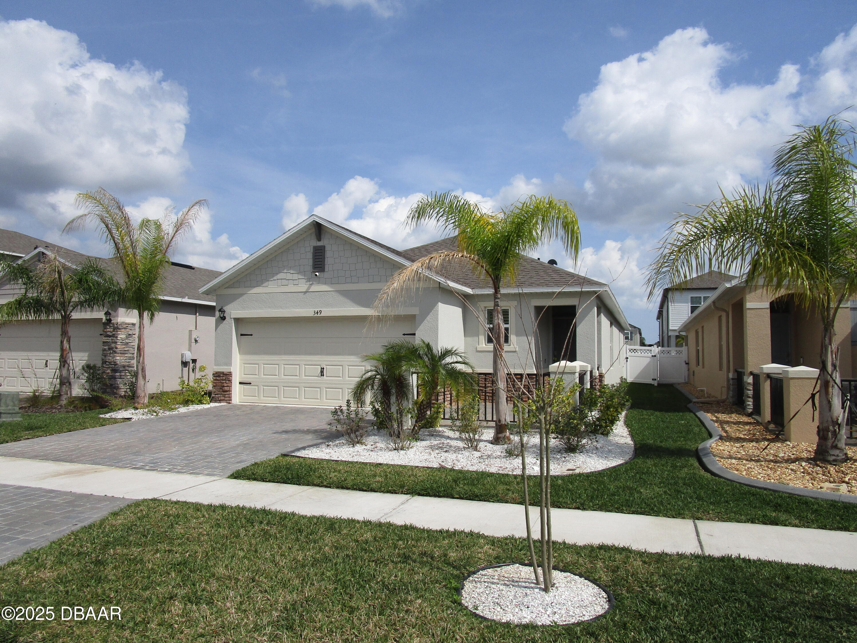 349 Caryota Court